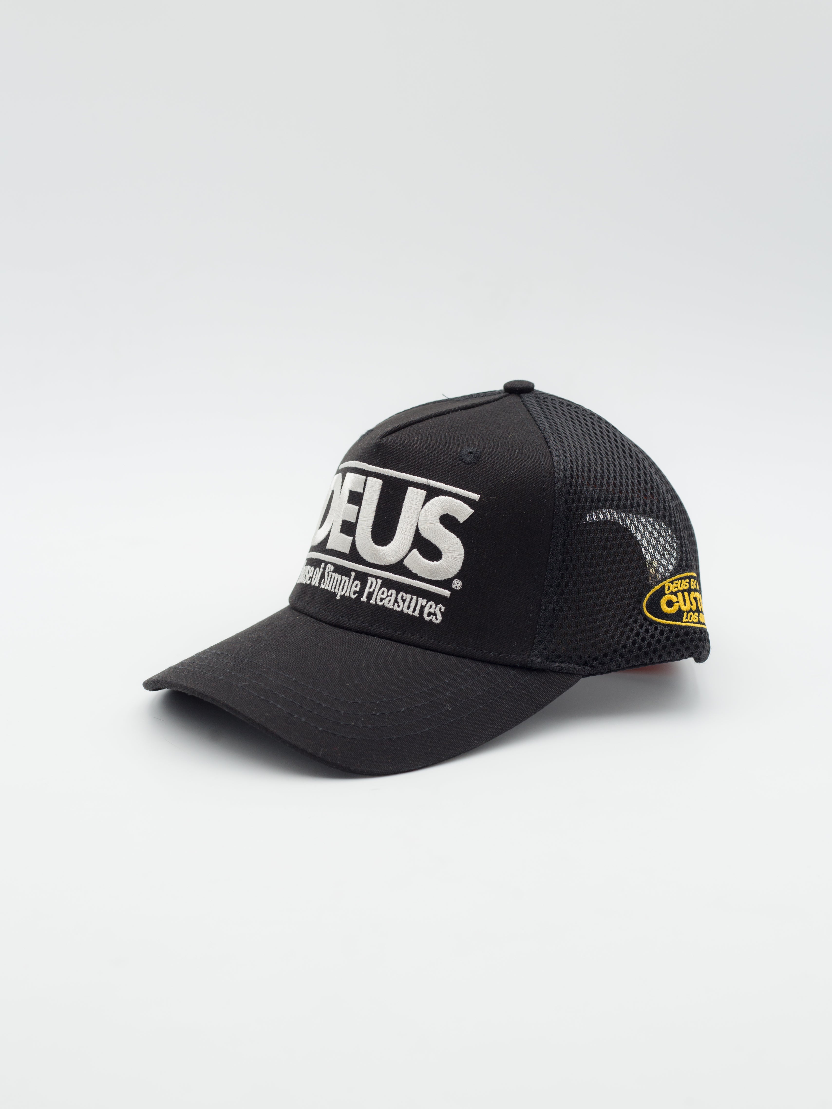 Podium Trucker Black