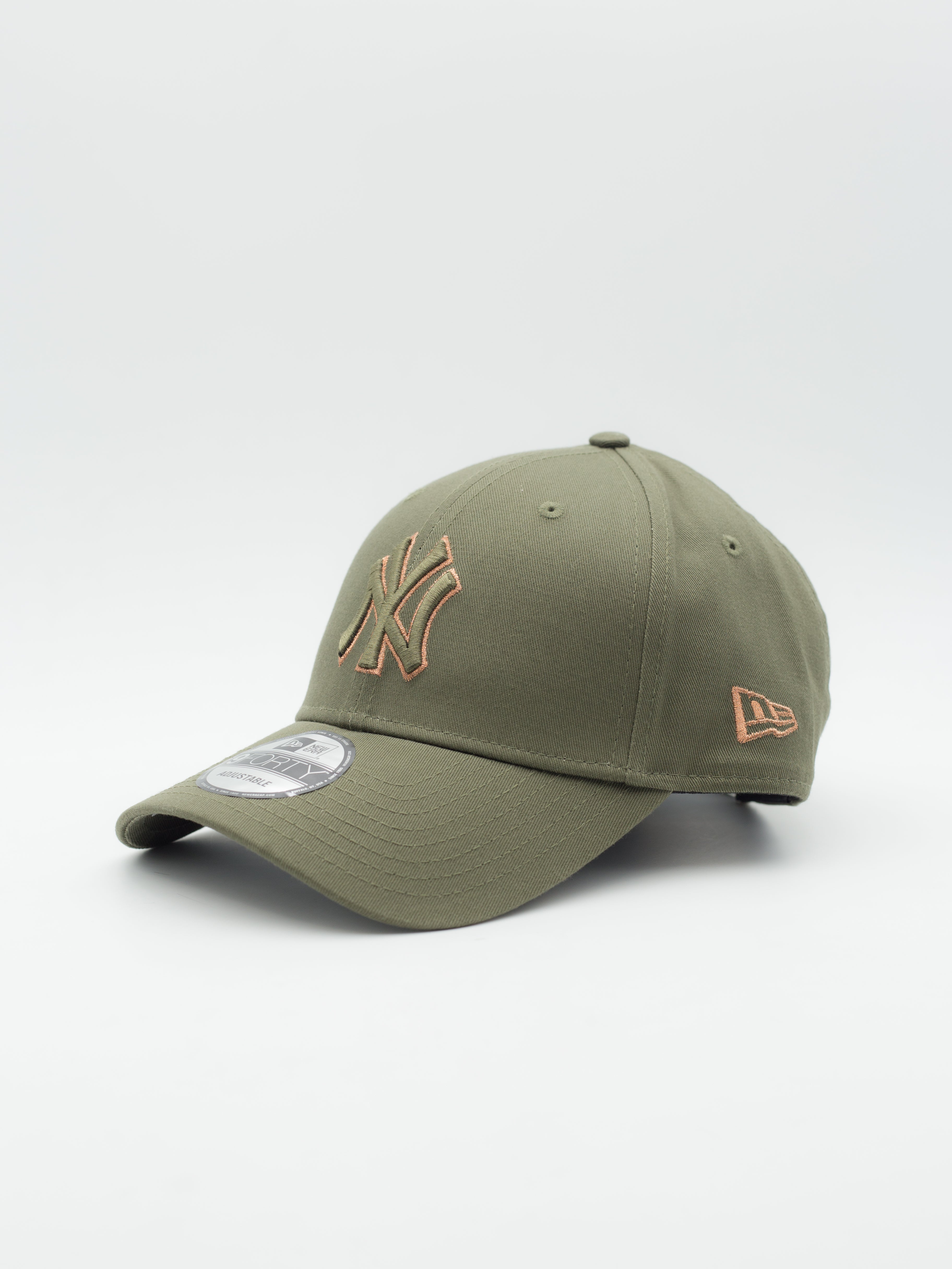 9FORTY Metallic Outline New York Yankees Olive