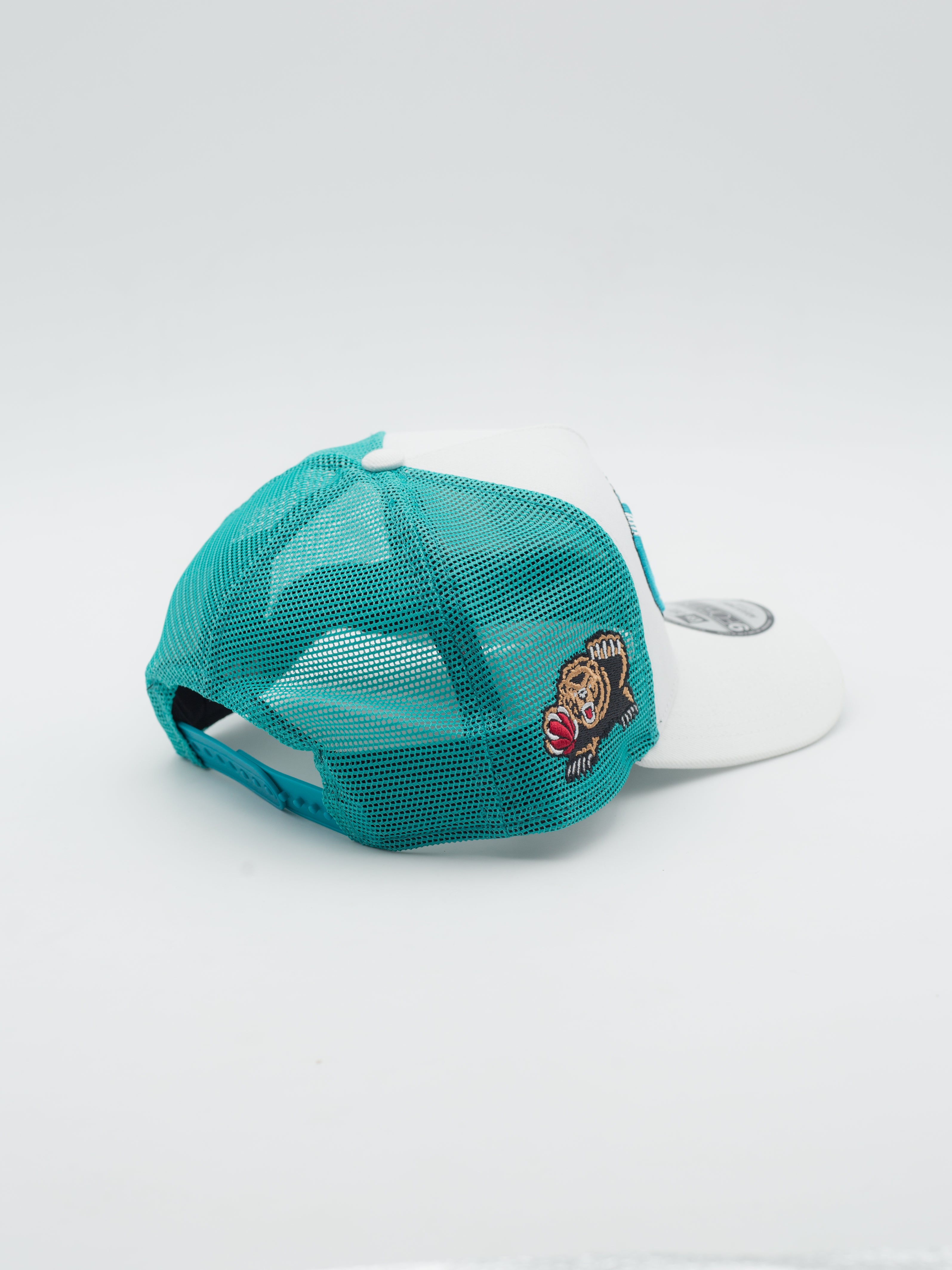 9FORTY Vancouver Grizzlies Trucker