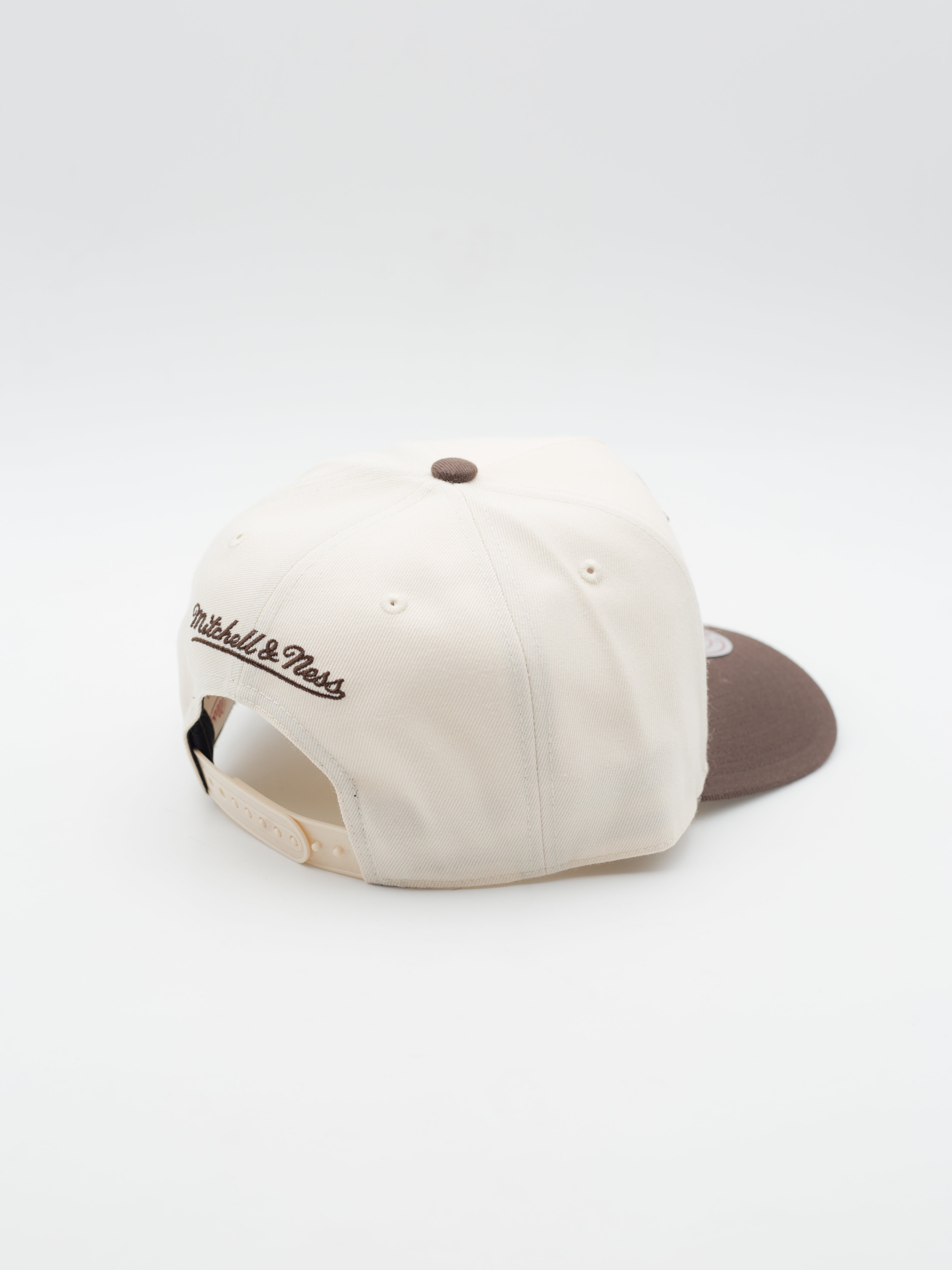 Casquette snapback remixée de la finale HWC Los Angeles Lakers contre Boston Celtics