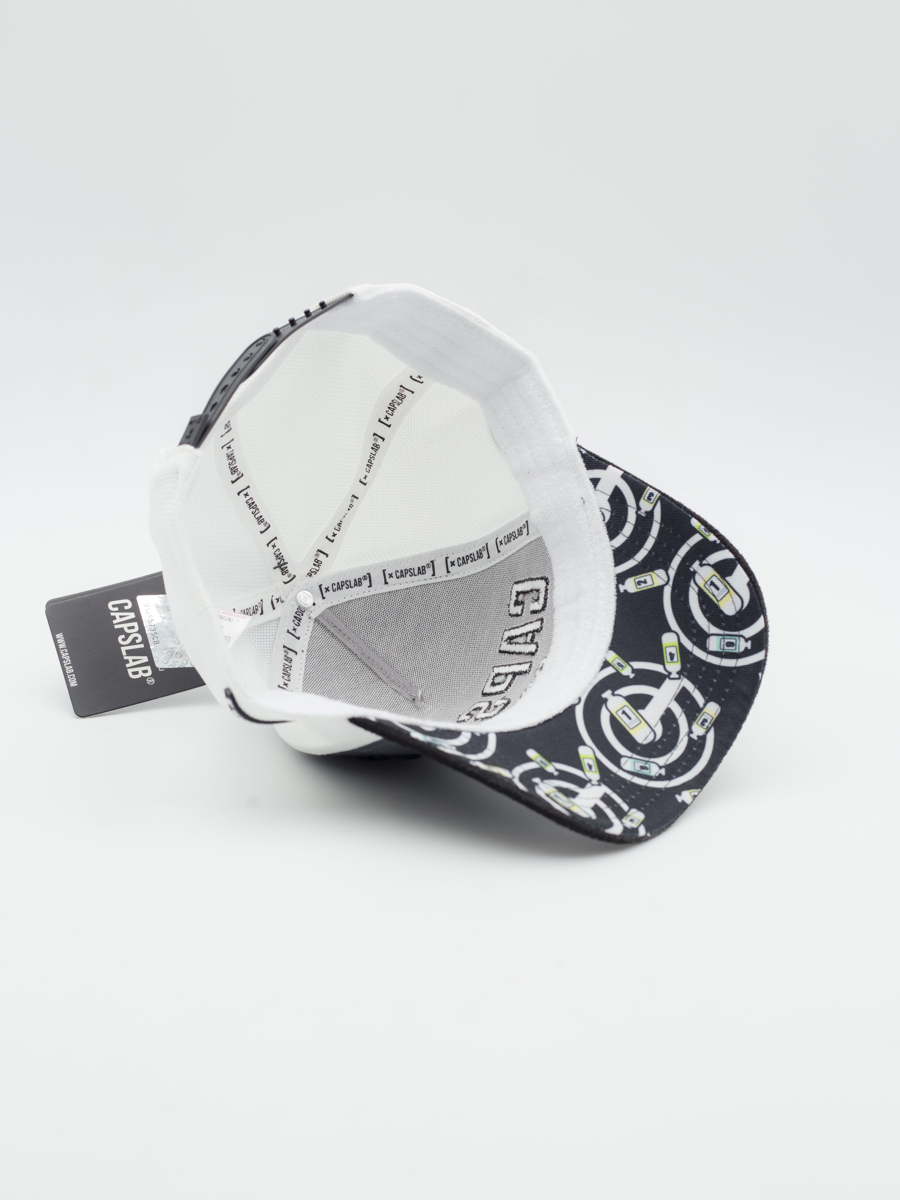 Dragon Ball Capsule Corp DBZ10 Trucker