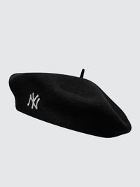 Wool Script Beret New York Yankees Black