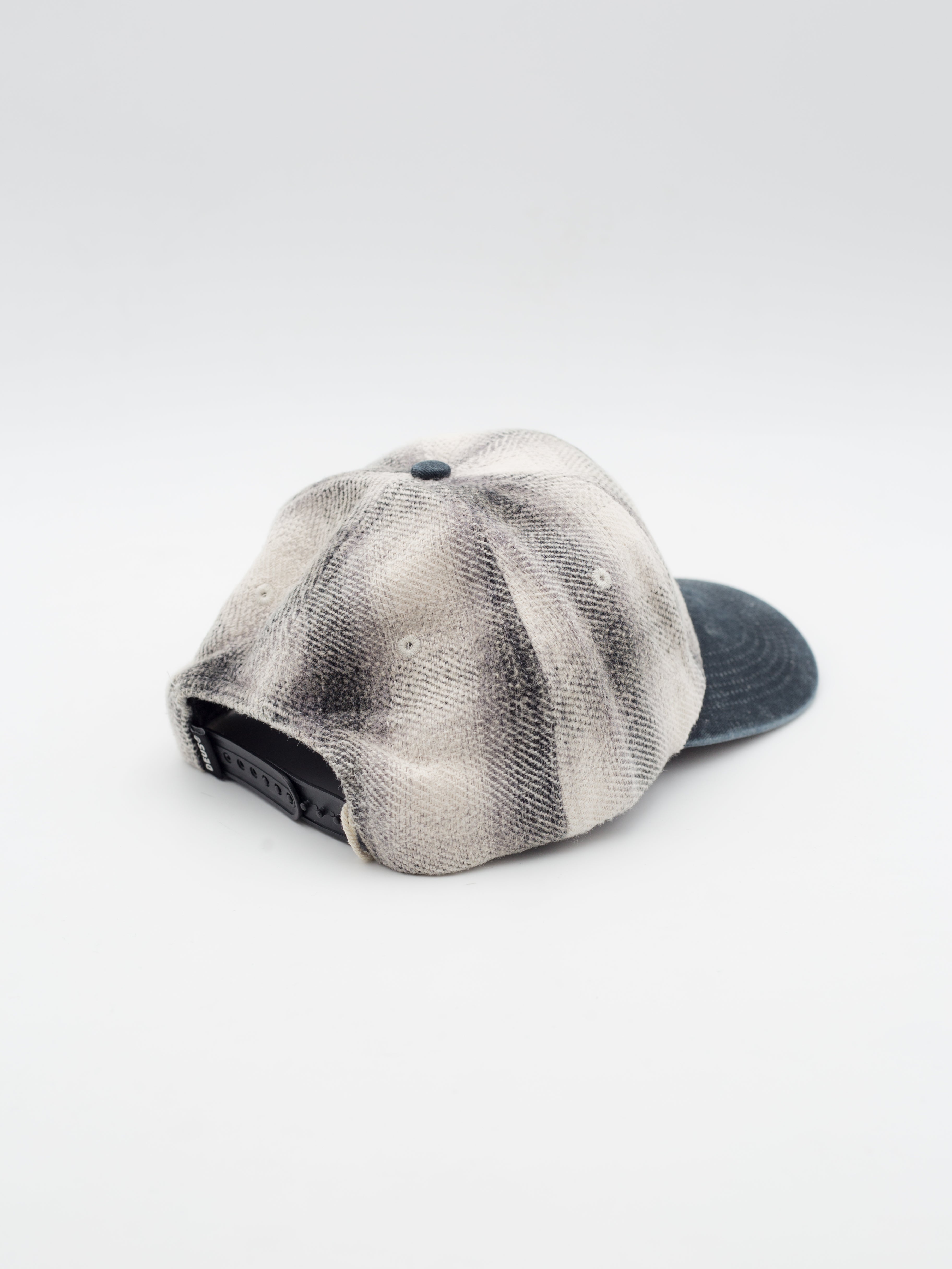 Vacay Check Dad Hat White/Black