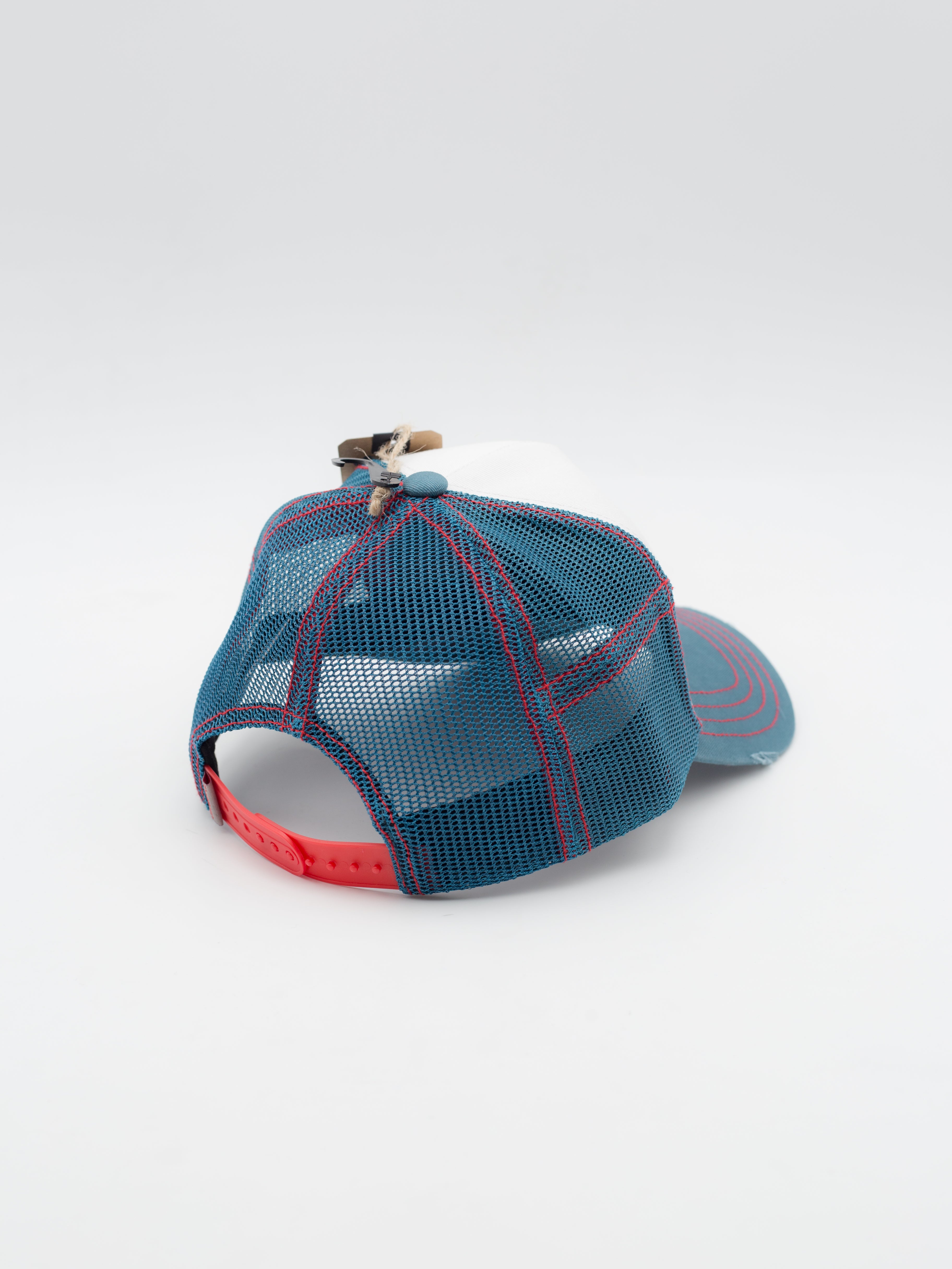 SUM/CON Trucker White/Blue