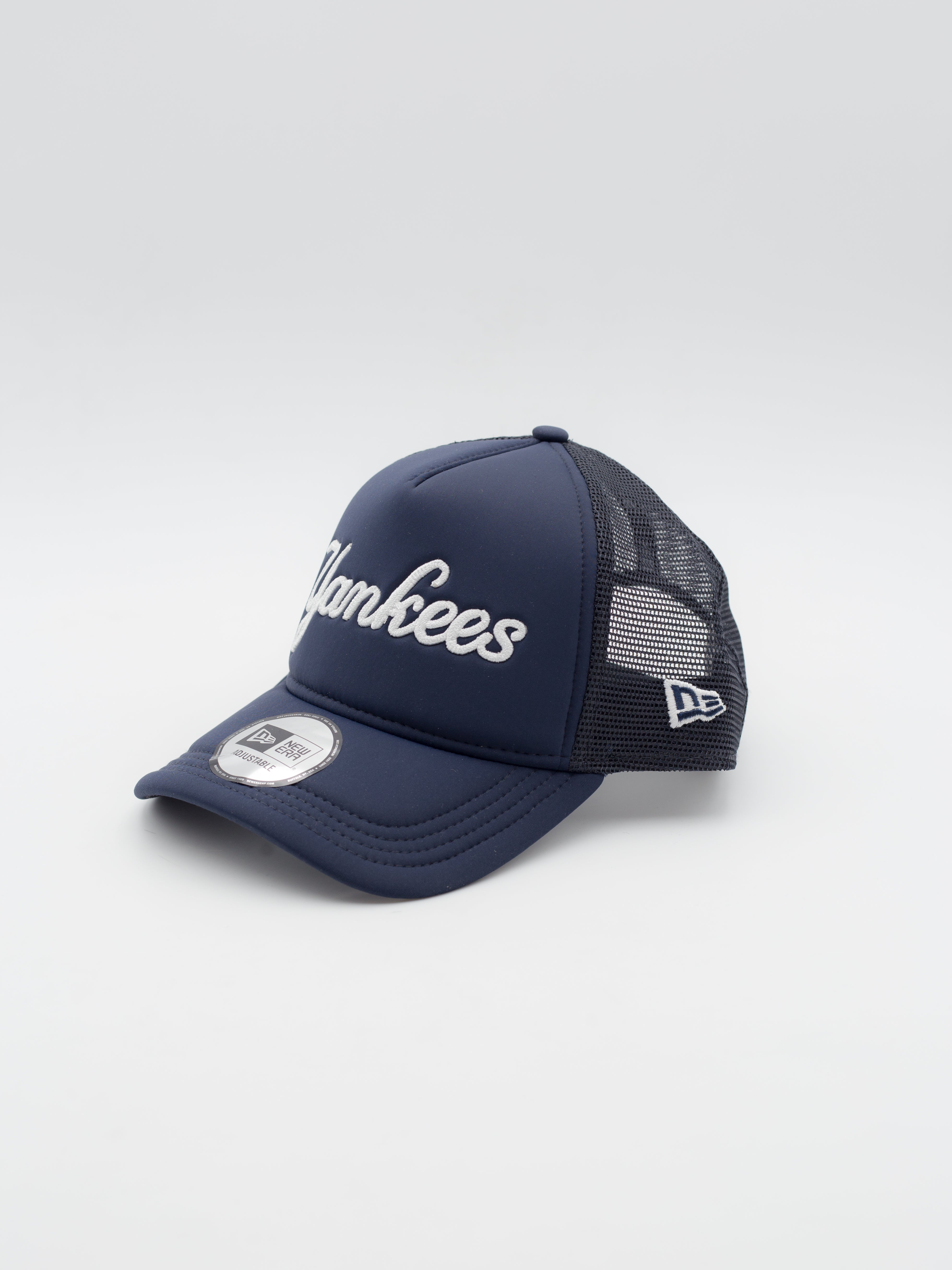 9FORTY Script New York Yankees Trucker Navy