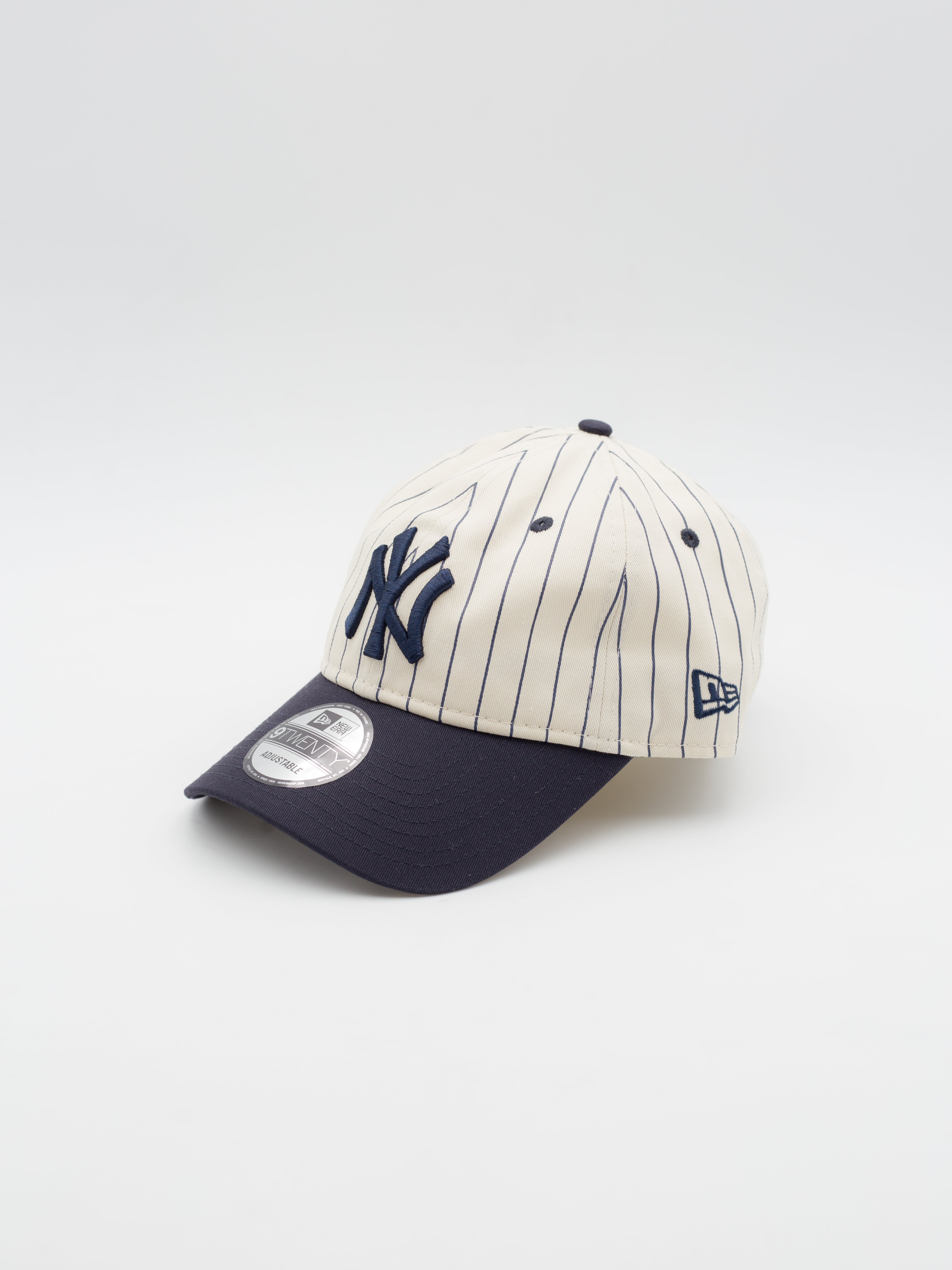 9TWENTY Pinstripe New York Yankees Beige/Navy