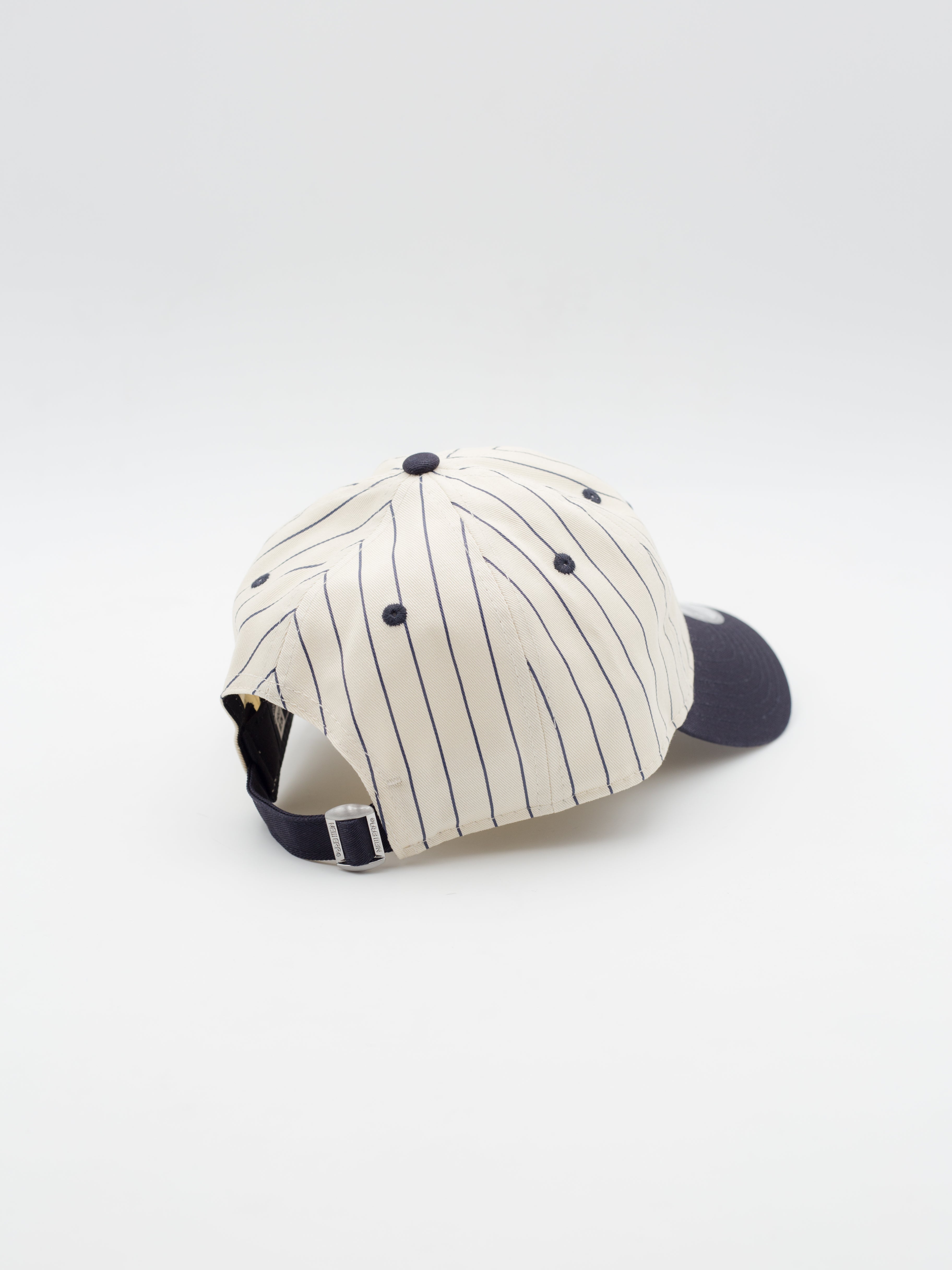 9TWENTY Pinstripe New York Yankees Beige/Navy