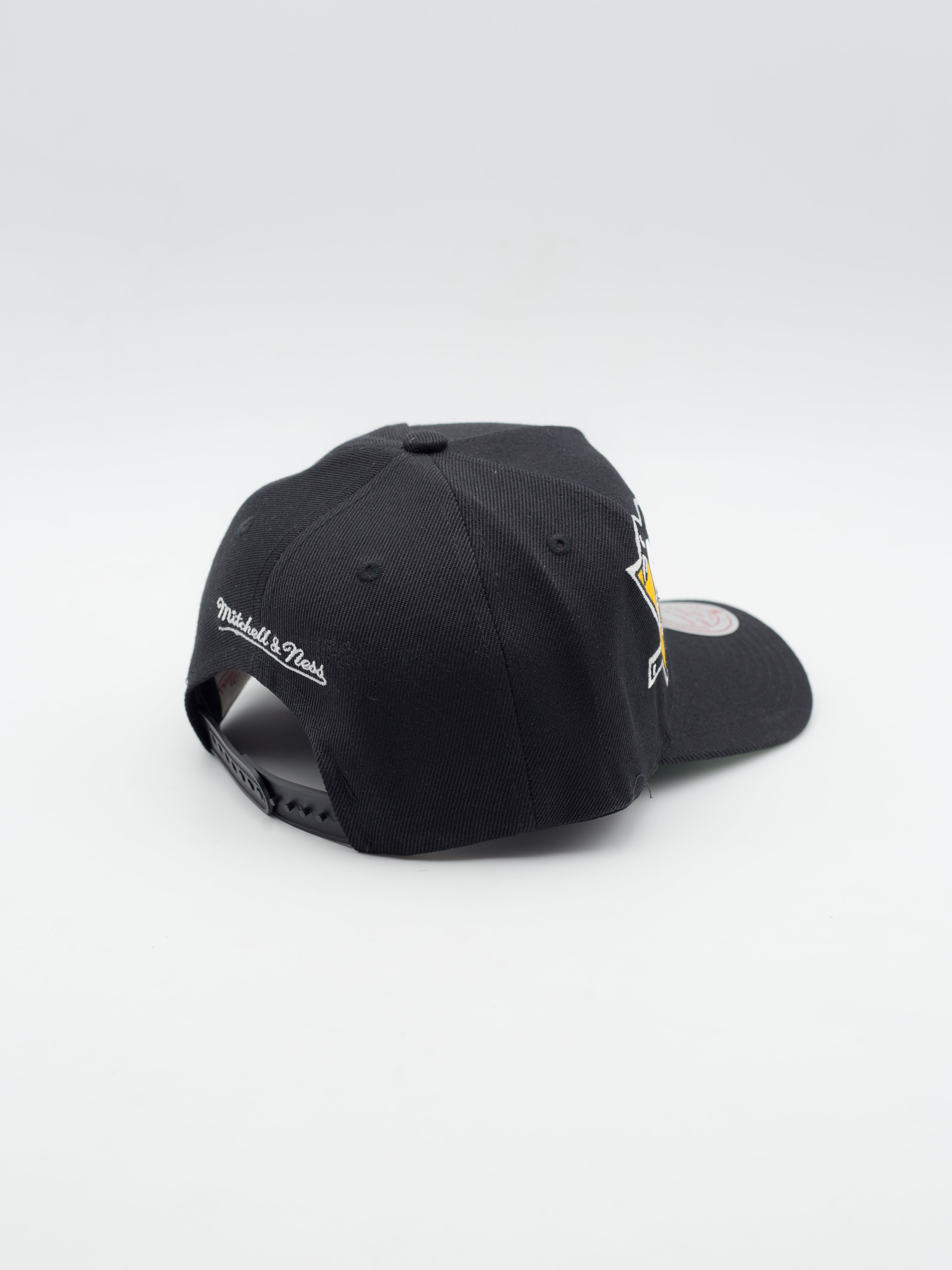 Pro Pinch Busted Pittsburgh Penguins Black