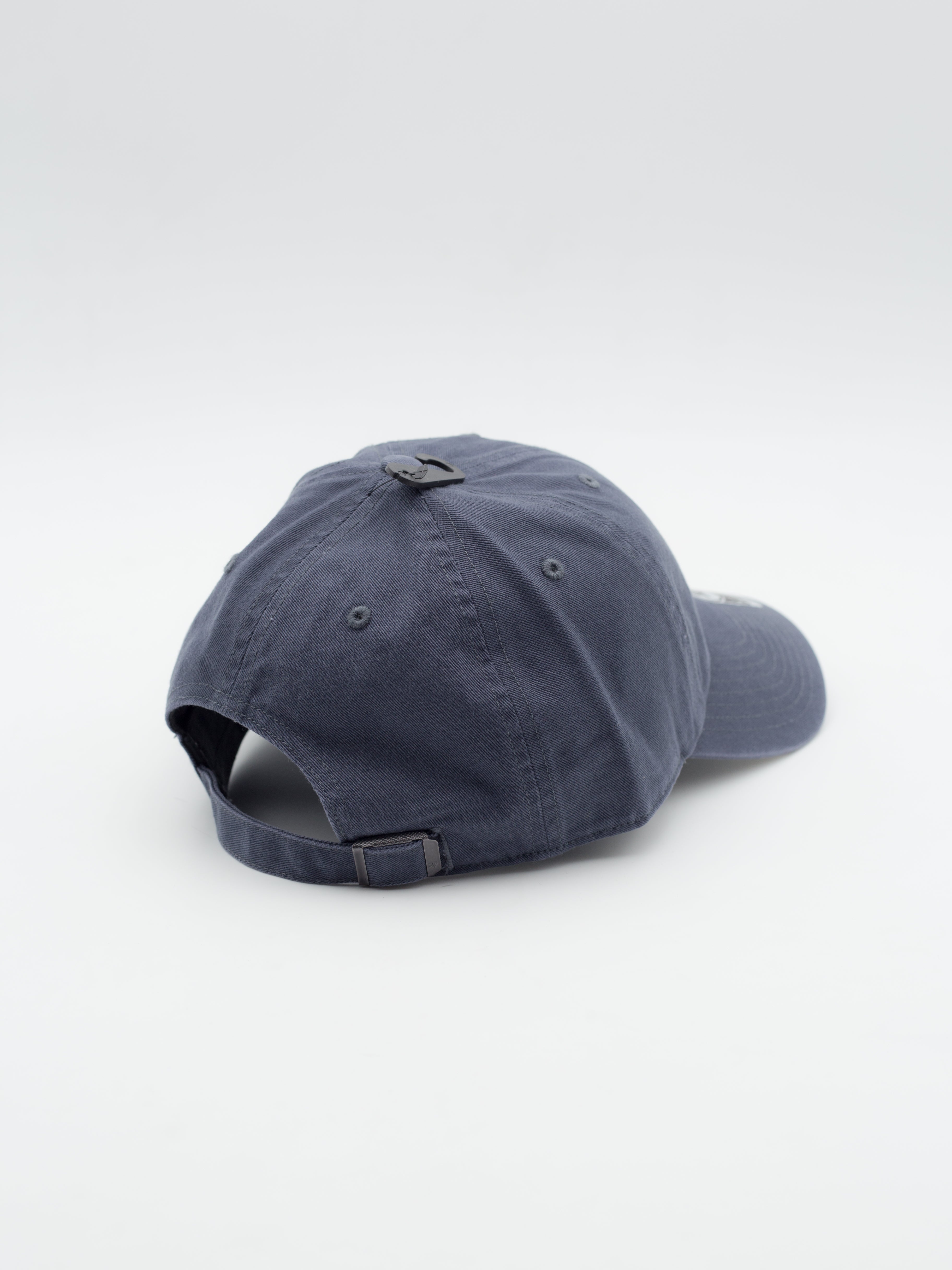 CLEAN UP New York Yankees Script Vintage Navy