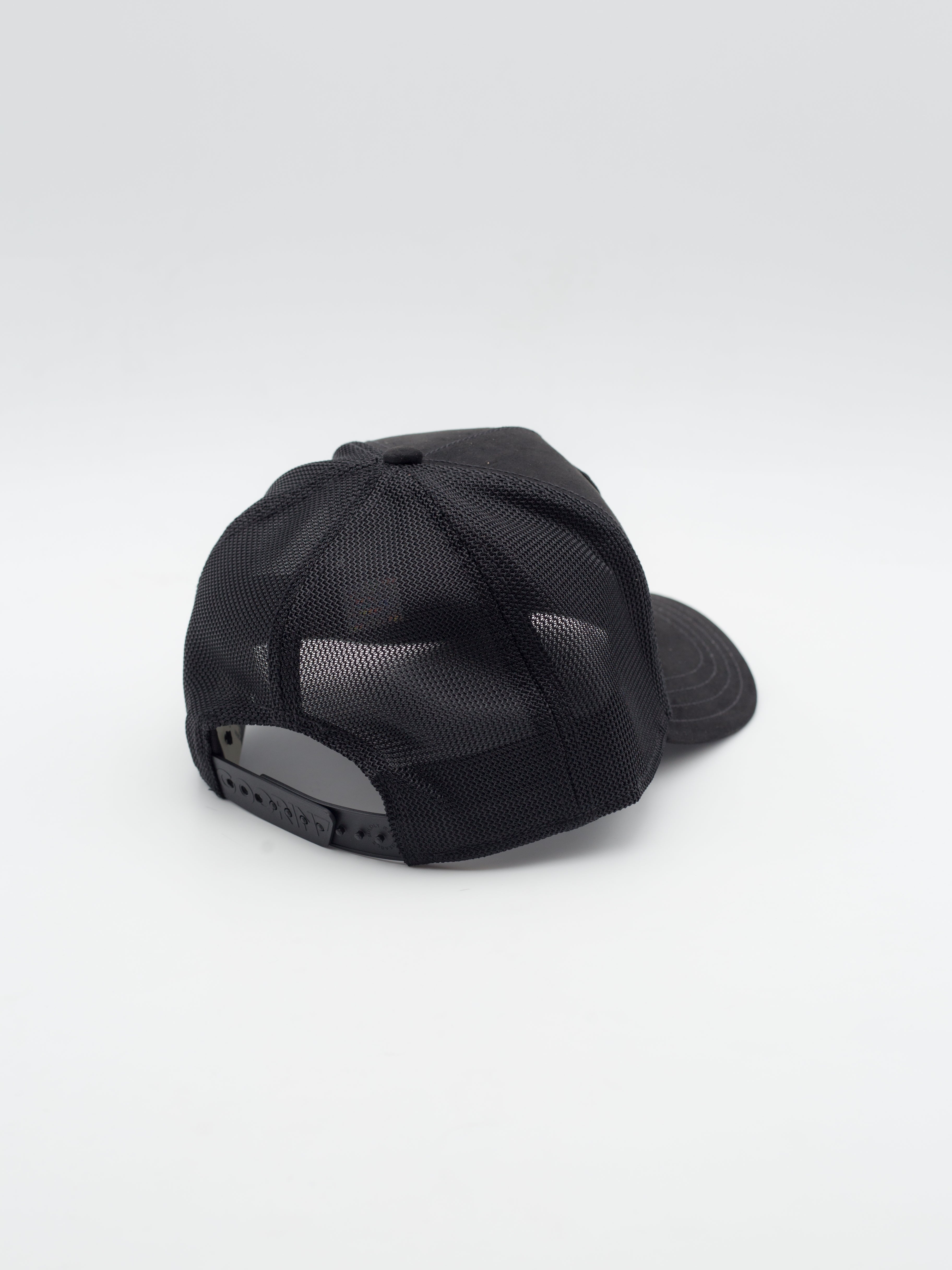 Black Out Chick Trucker Black