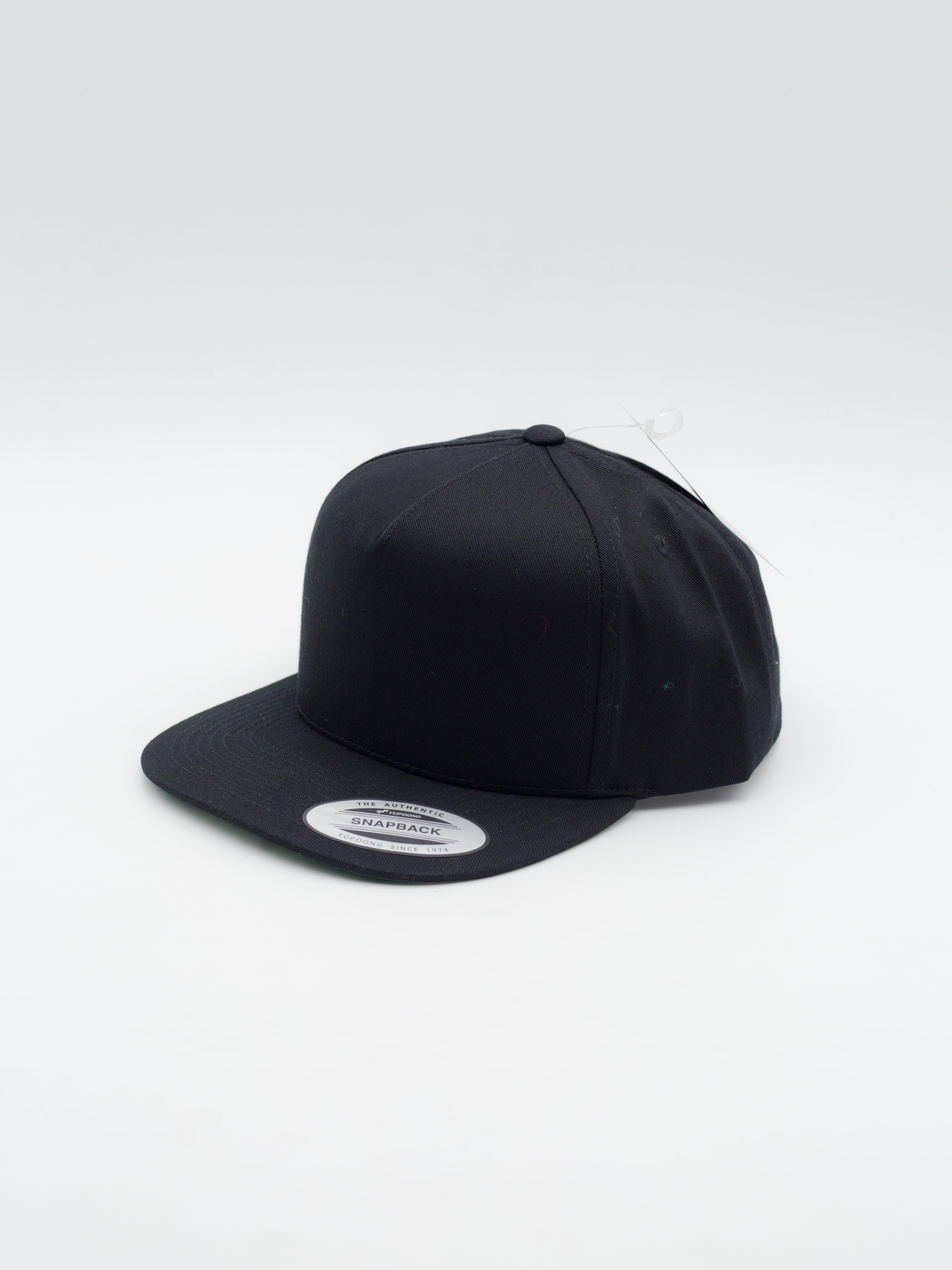 Classic 5 panel Snapback Black