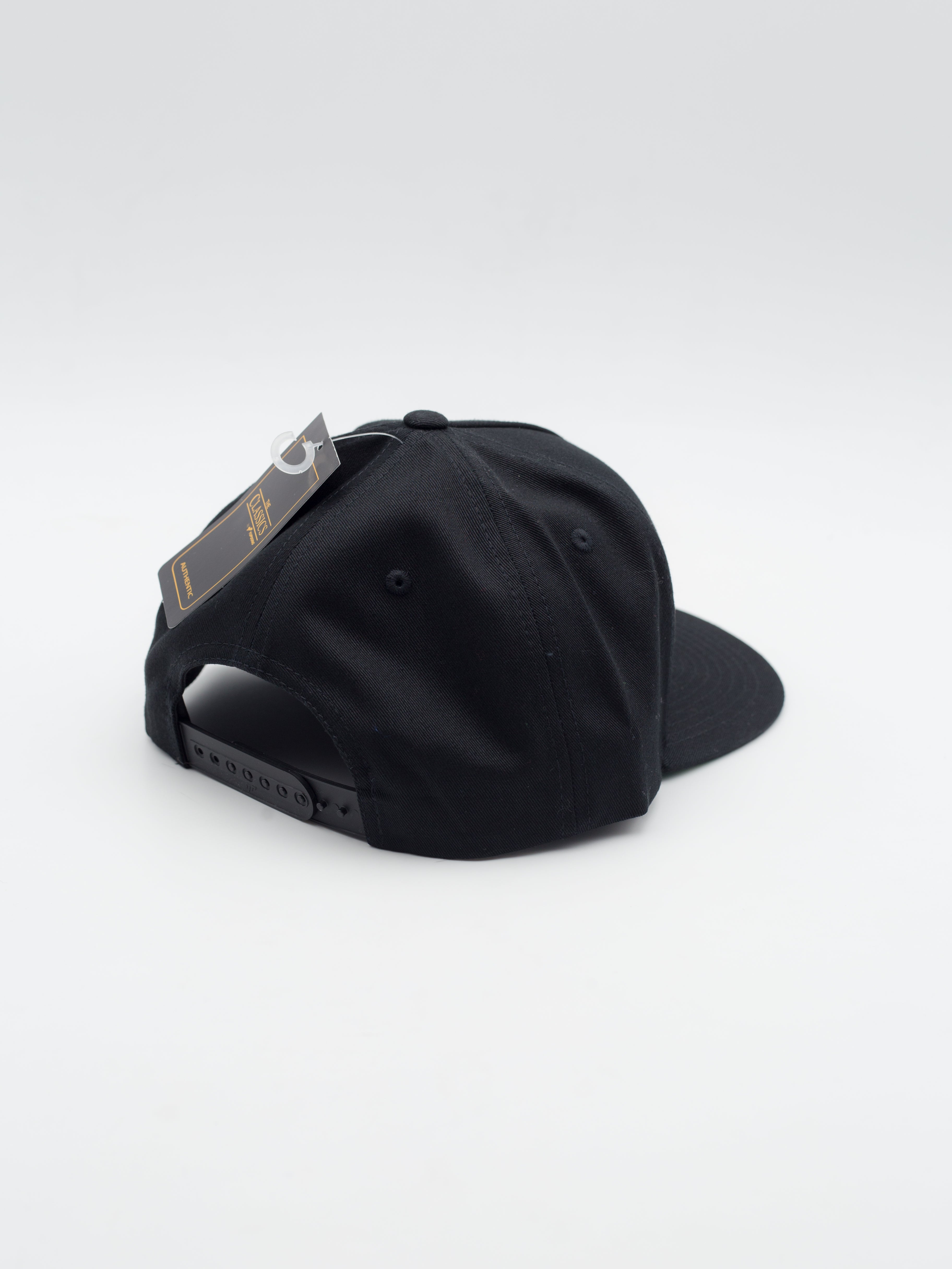 Classic 5 panel Snapback Black