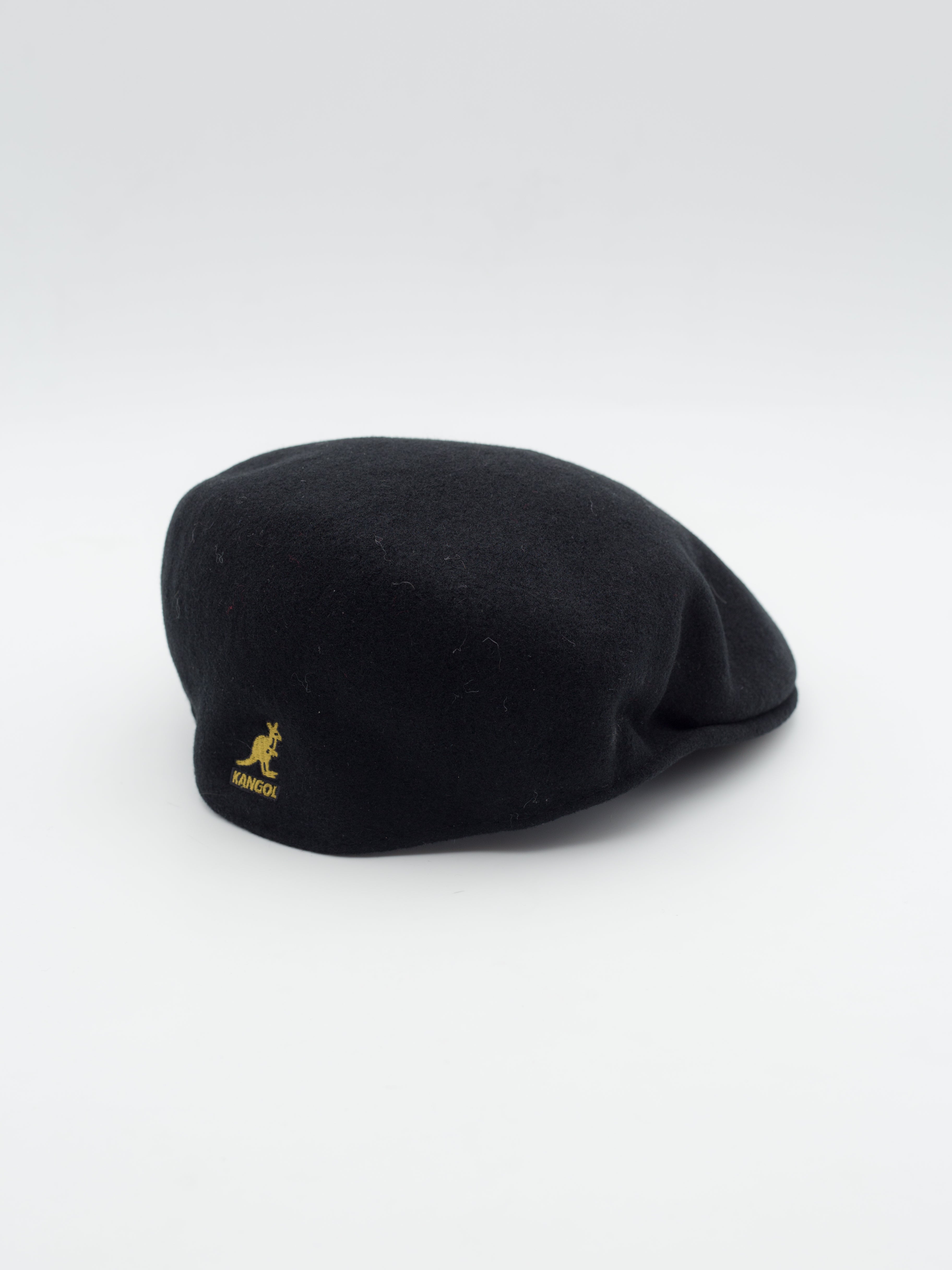Casquette en laine 504 noire