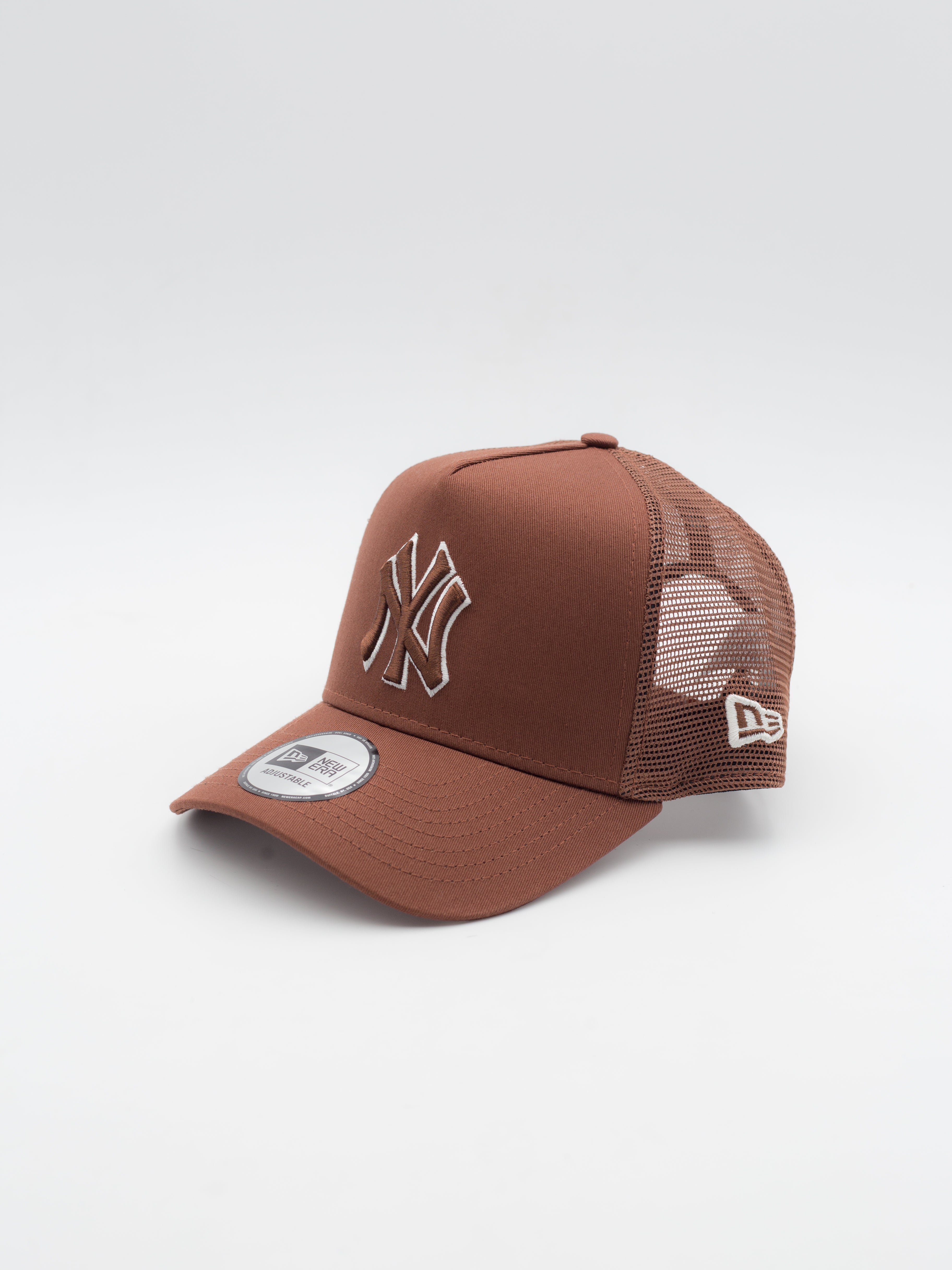 9FORTY Outline E-Frame New York Yankees Brown