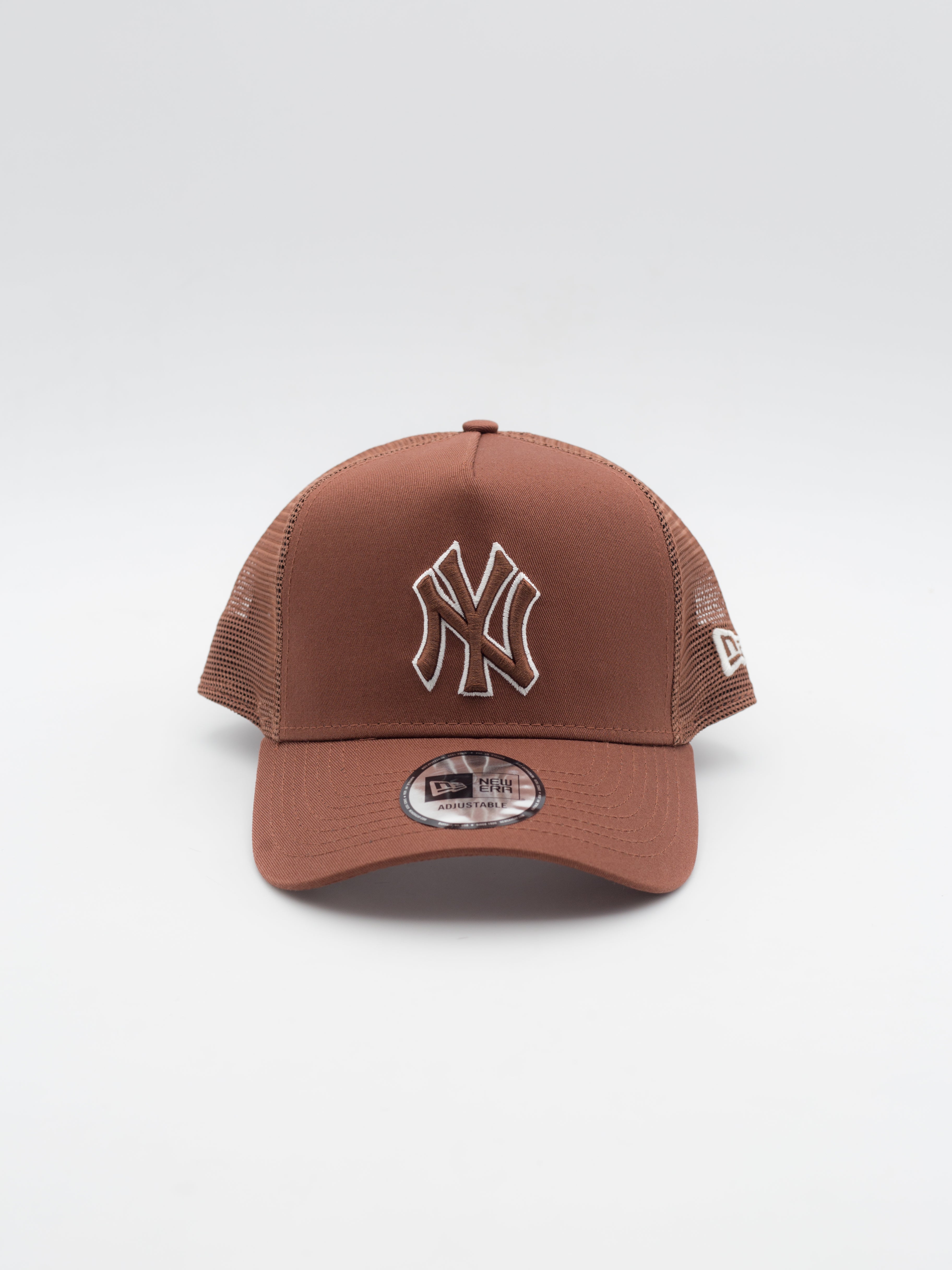 9FORTY Outline E-Frame New York Yankees Brown