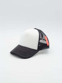 Detroit 1/2 Foam Trucker Black/White