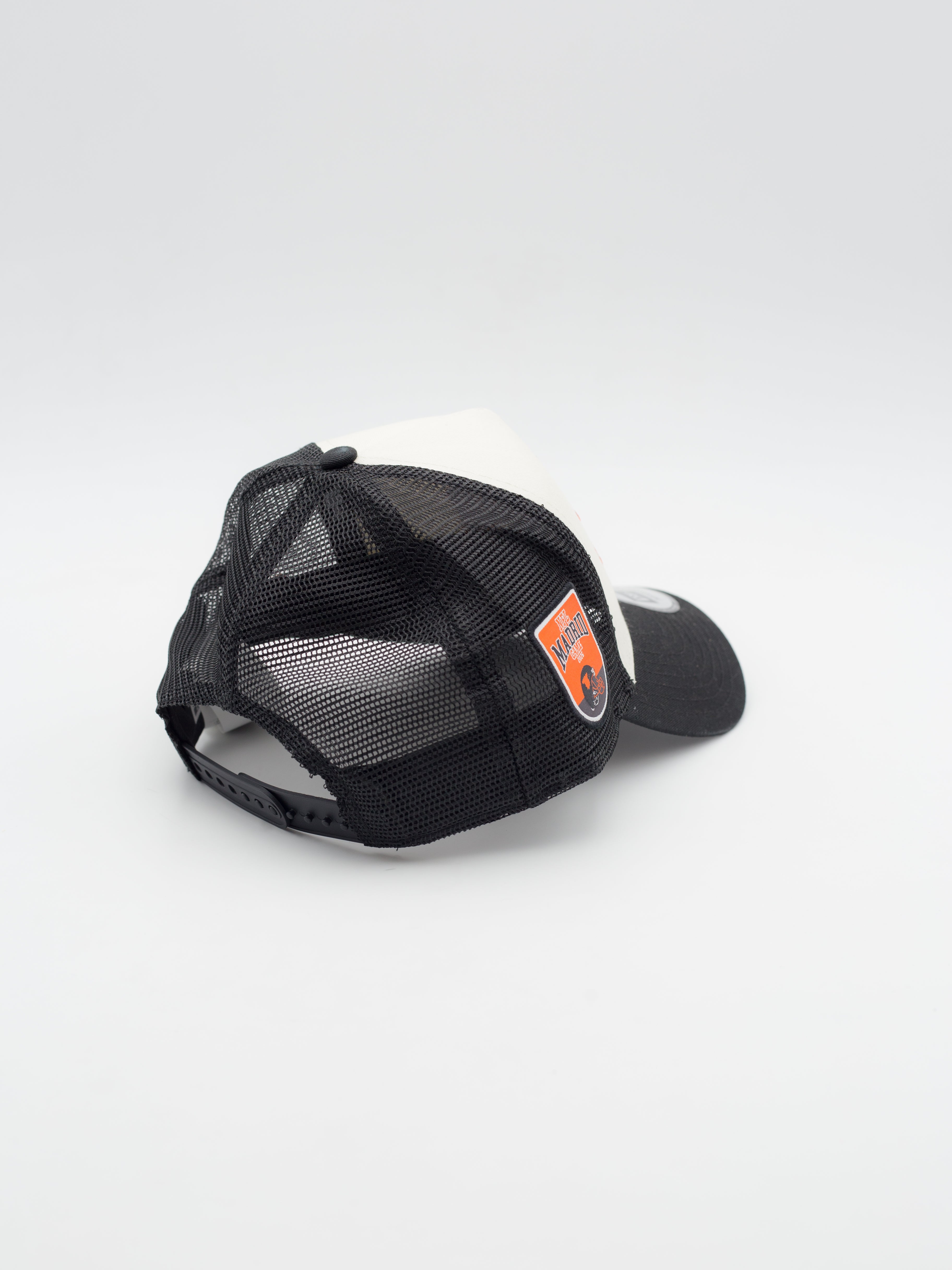 9FORTY Trucker NFL Madrid Game Cincinnati Bengals Beige/Black
