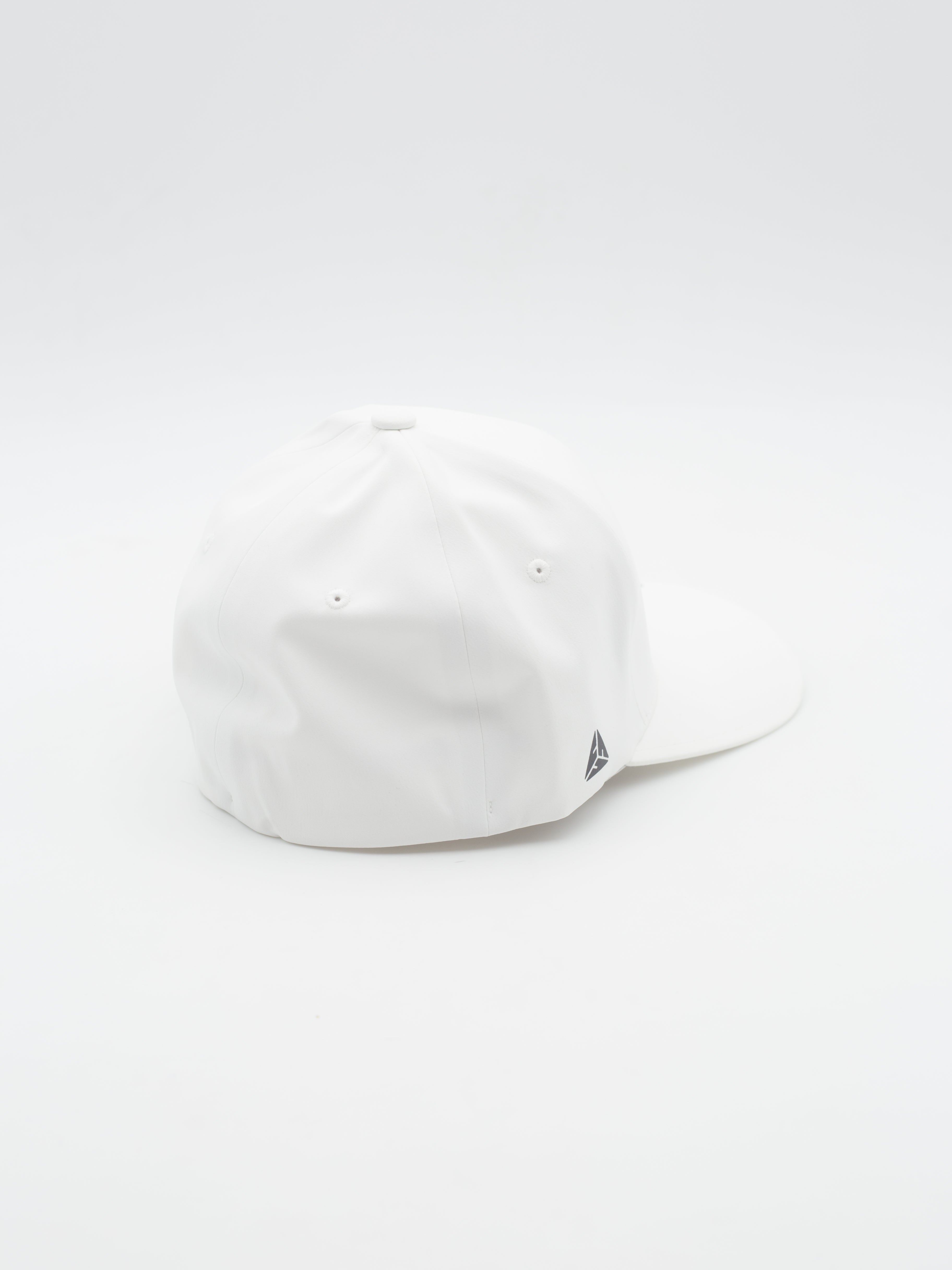Flexfit Delta Cap White