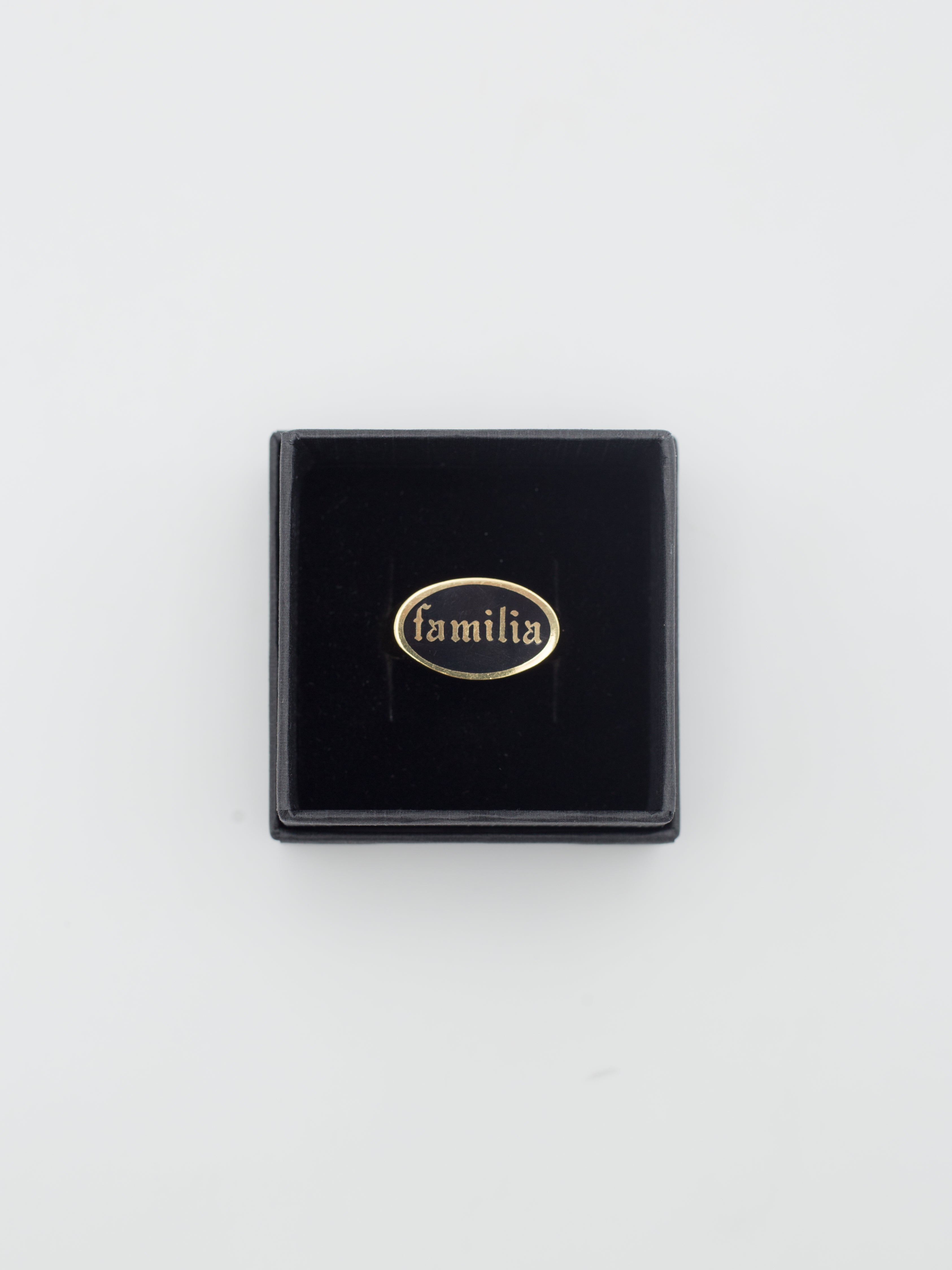 Anillo familia