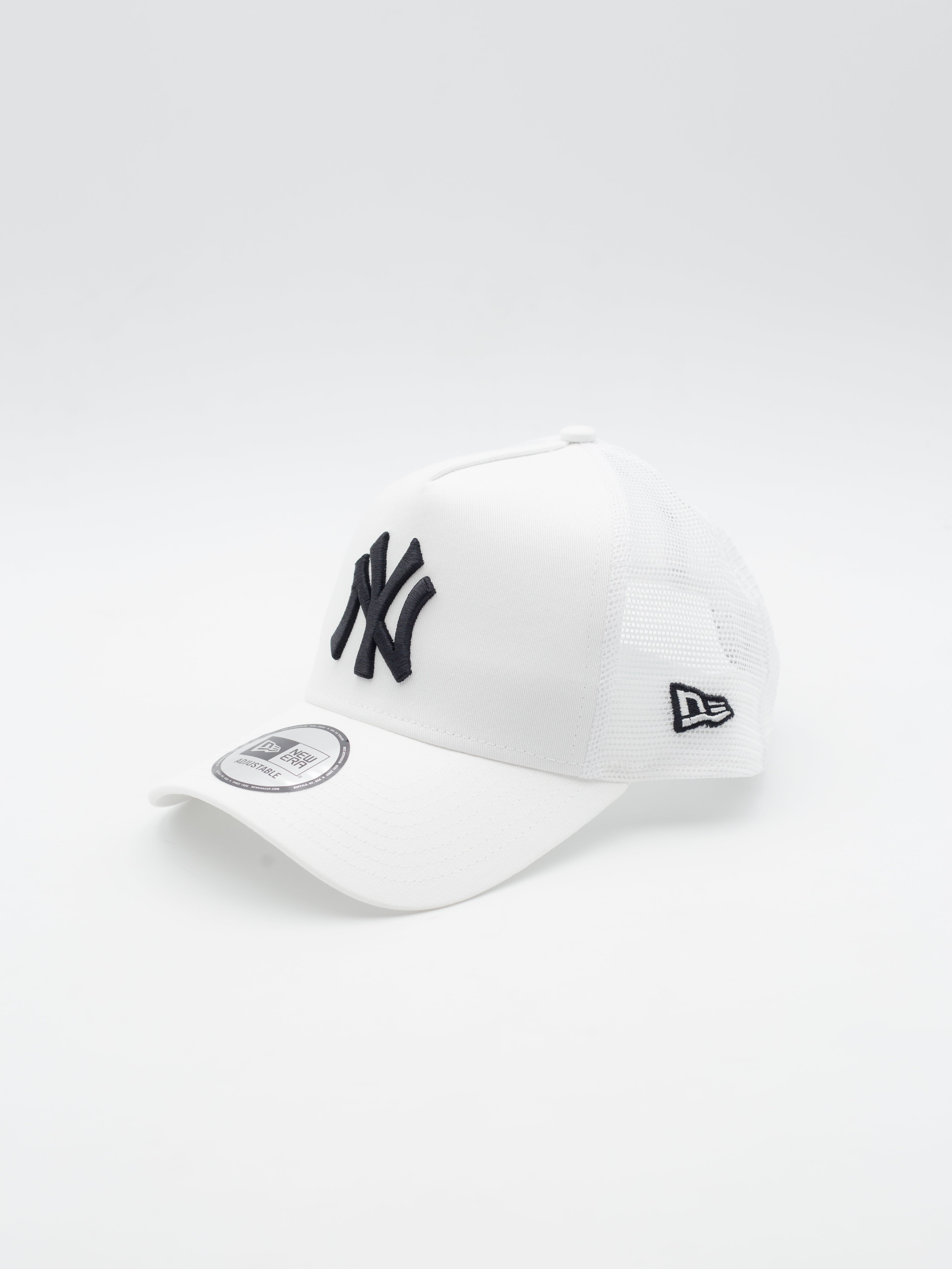 9FORTY A-Frame League Essential Yankees Trucker White