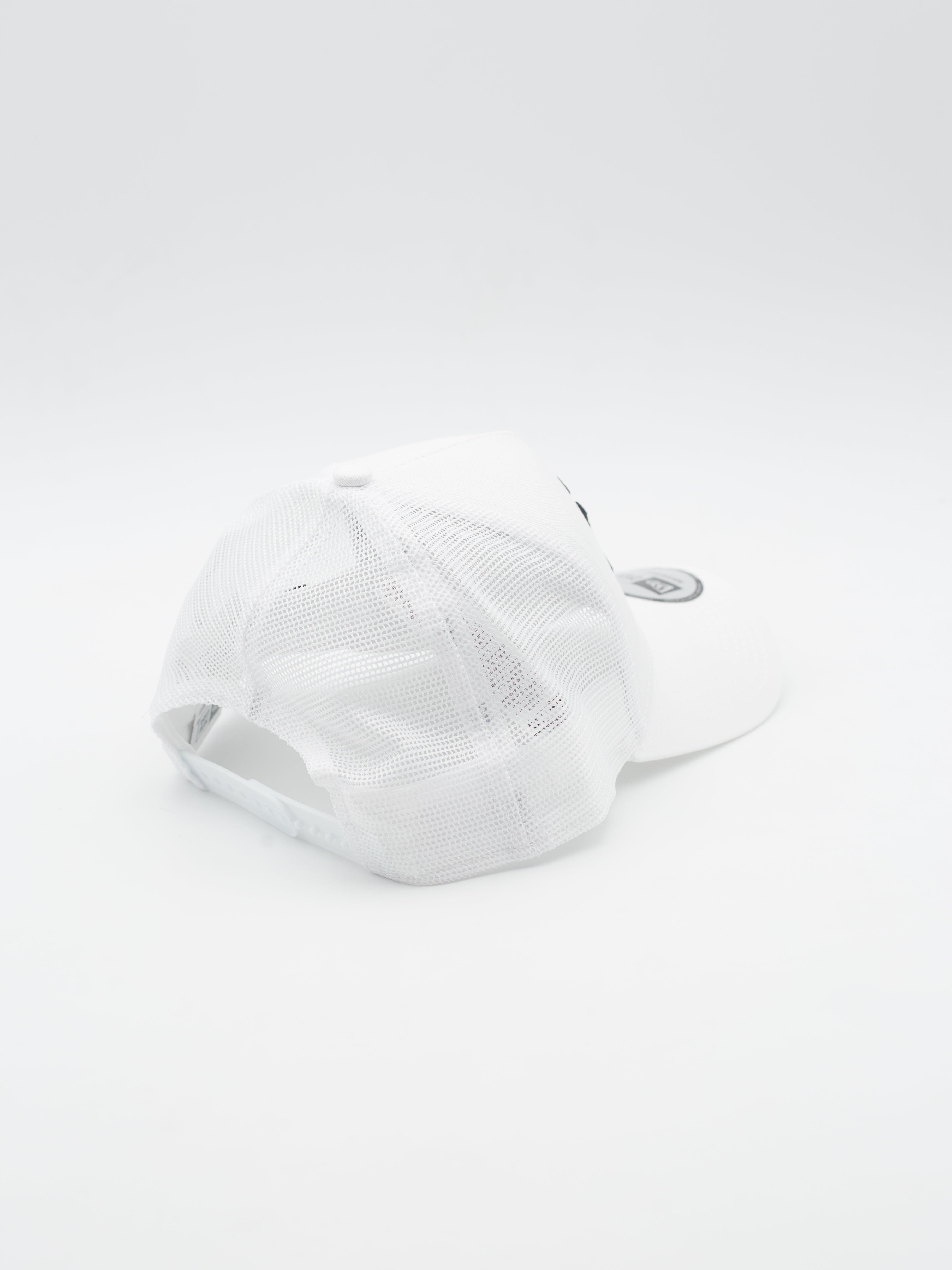 9FORTY A-Frame League Essential Yankees Trucker White