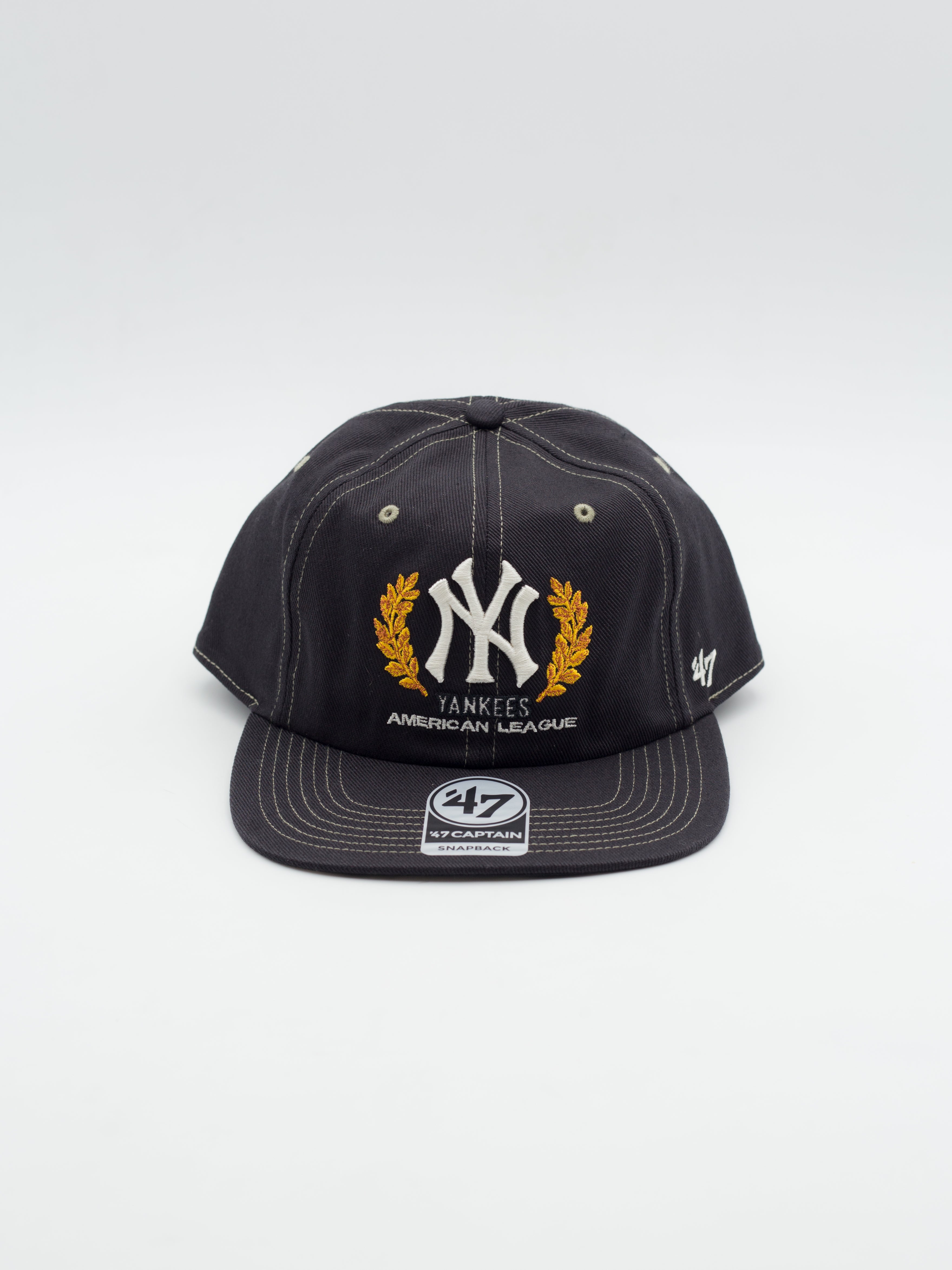 CAPTAIN Keepsave New York Yankees Snapback Black