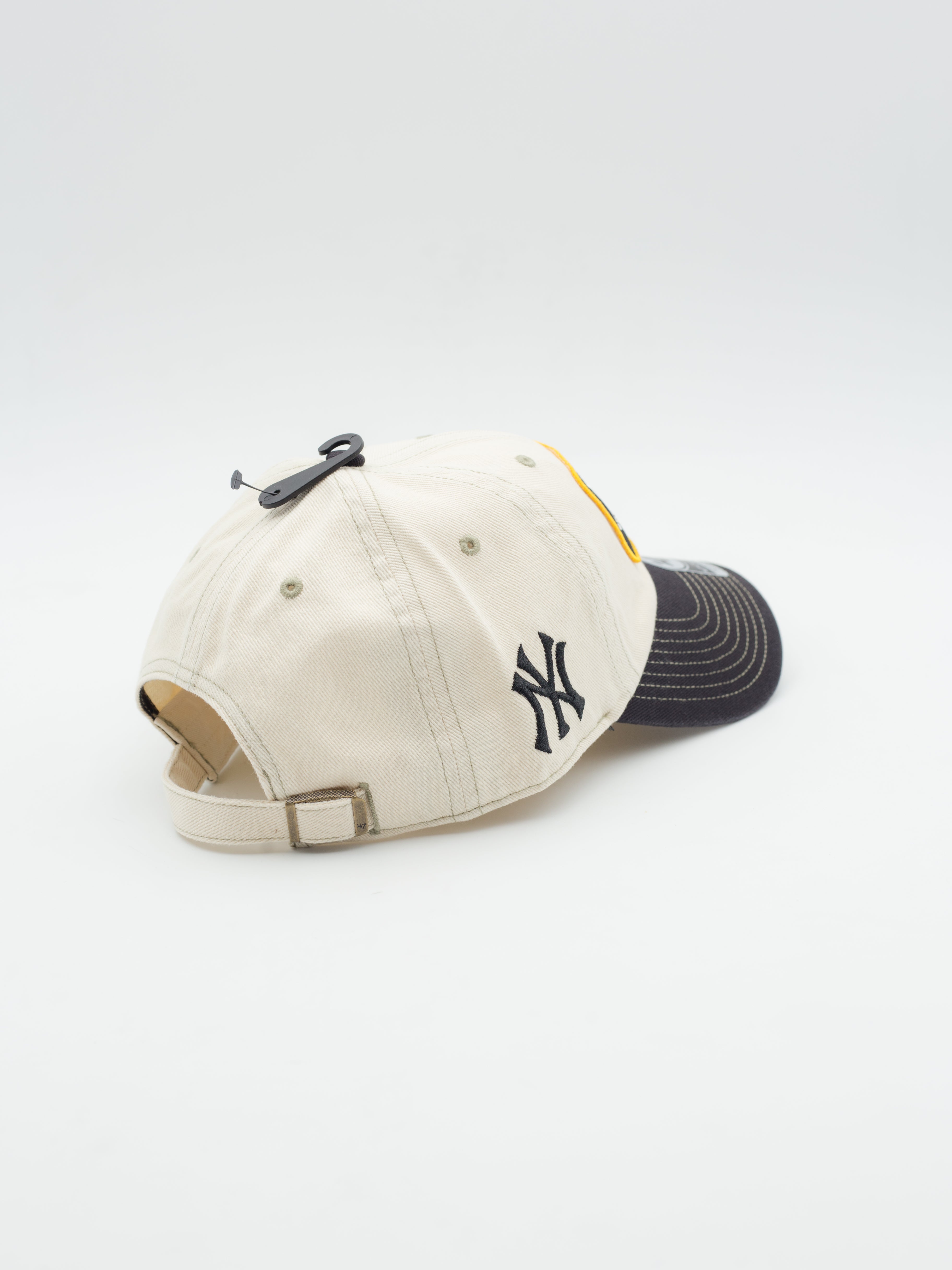 CLEAN UP Keepsave New York Yankees Beige/Navy