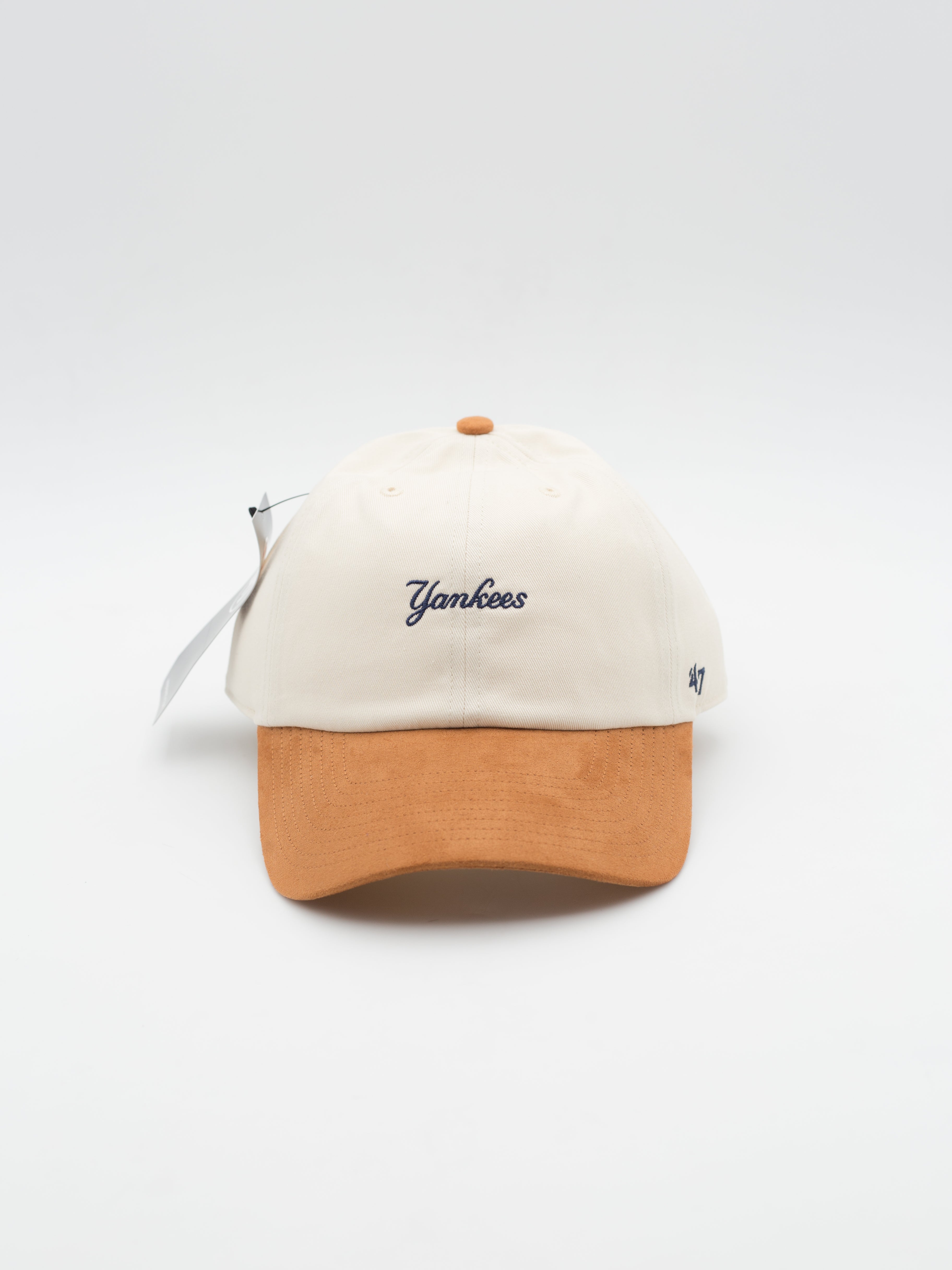 CLEAN UP Script Suede New York Yankees Natural