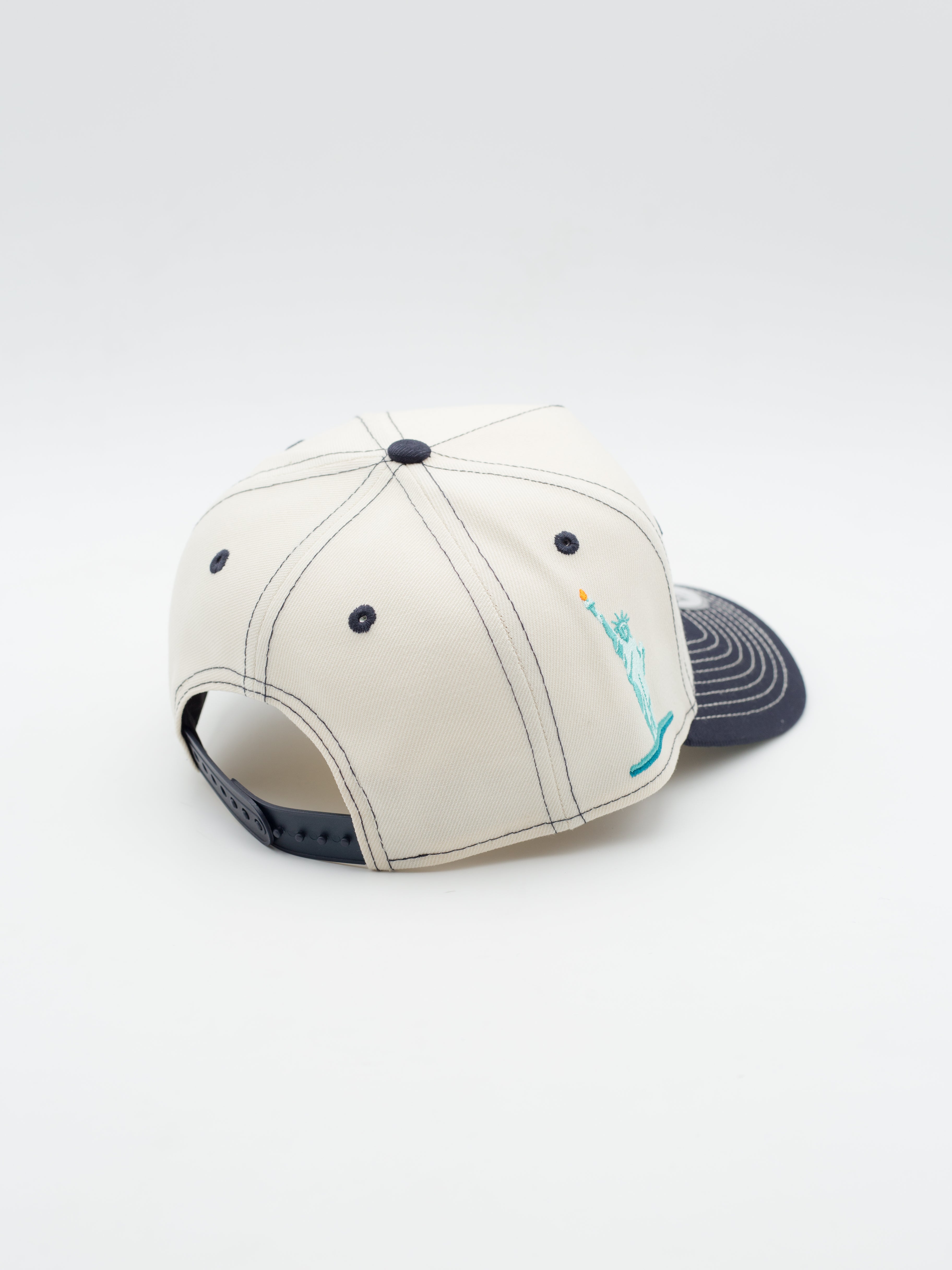 9FORTY E-Frame City Icon New York Yankees Beige/Navy
