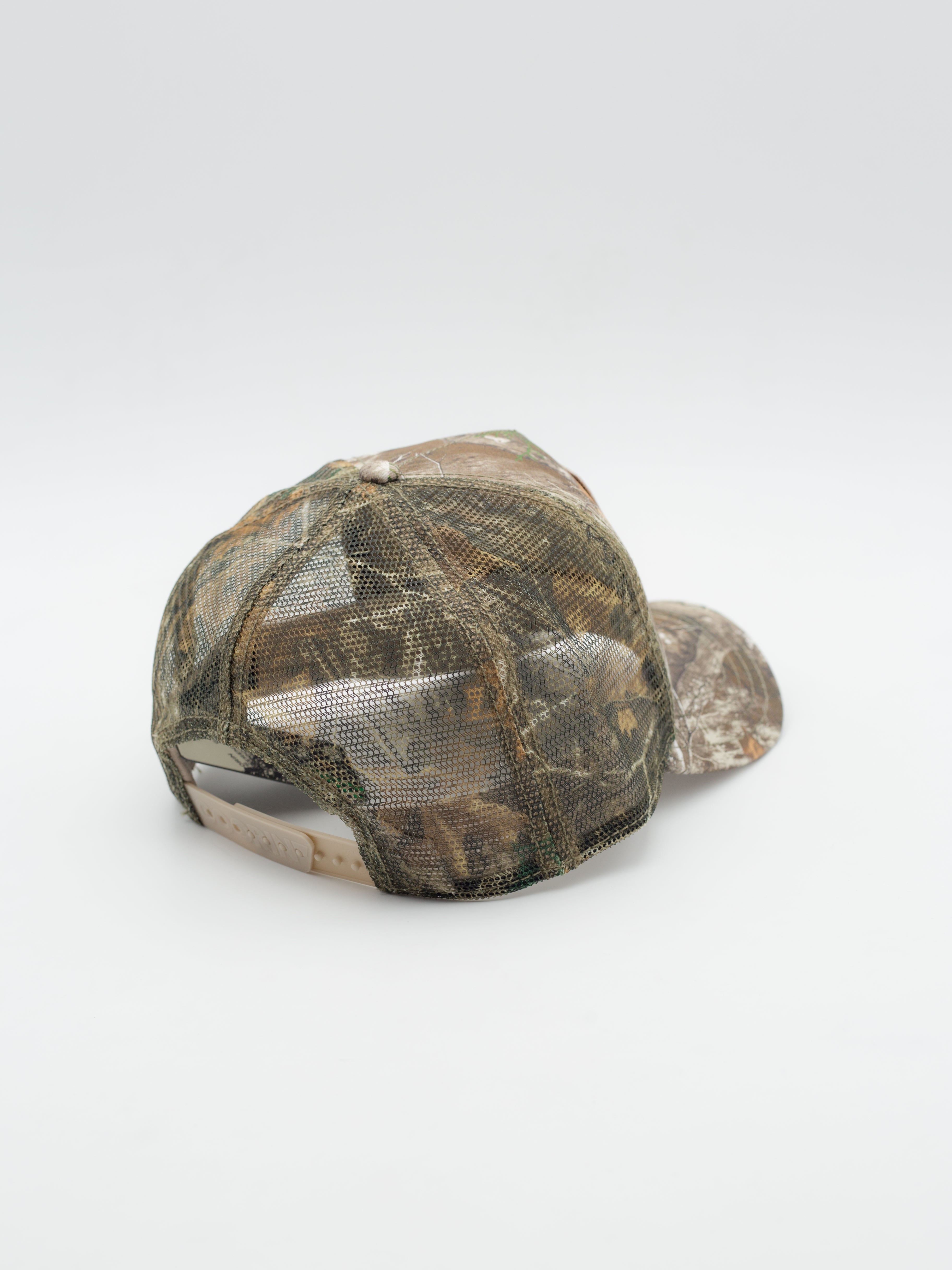 Real Tree Edge Grump Dog Trucker Camo