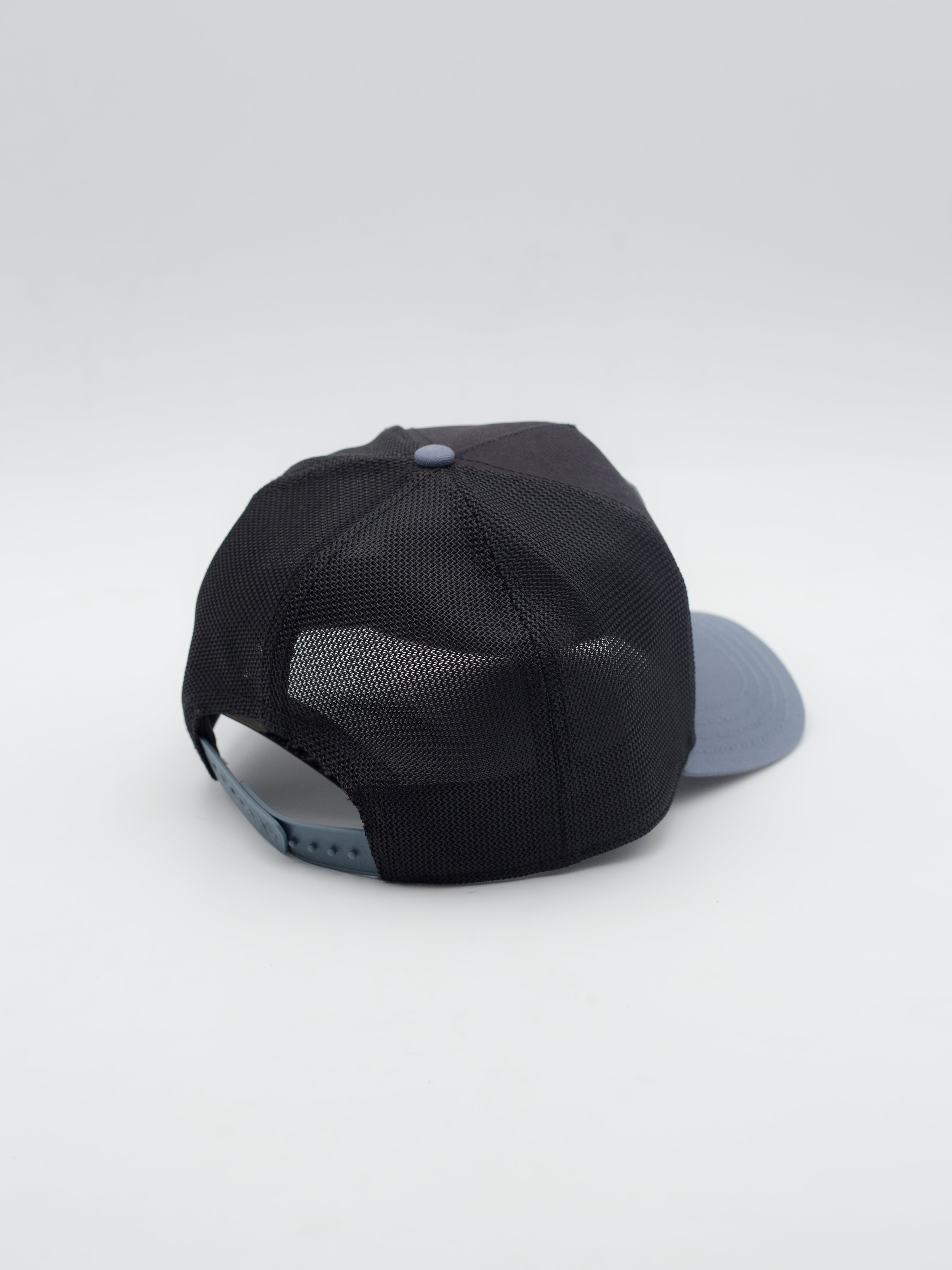Lerriuqs Trucker Black/Grey