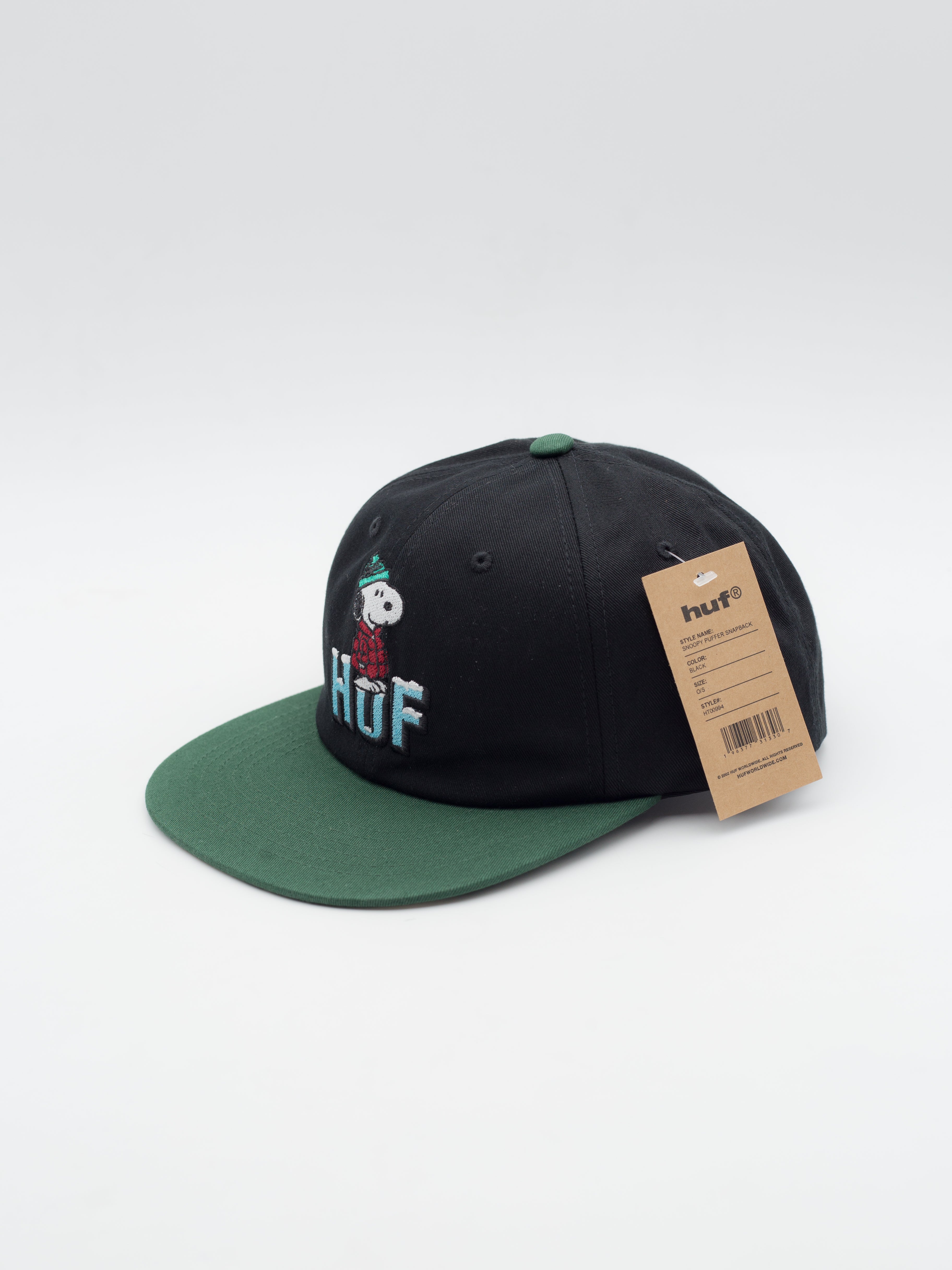 Bonnet à tête de mort avec contours