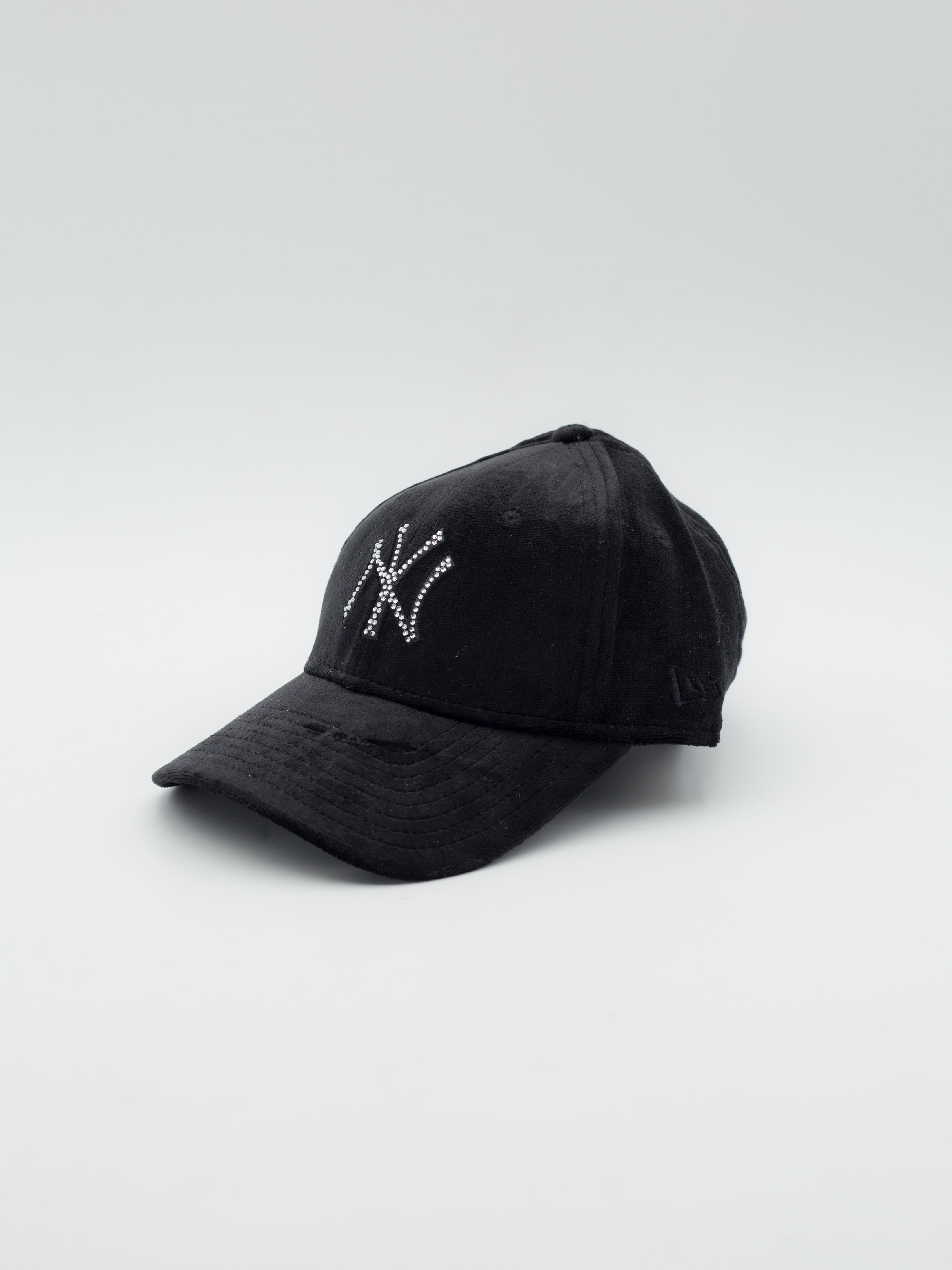 9FORTY Velour Diamante New York Yankees Black Women La Tienda de