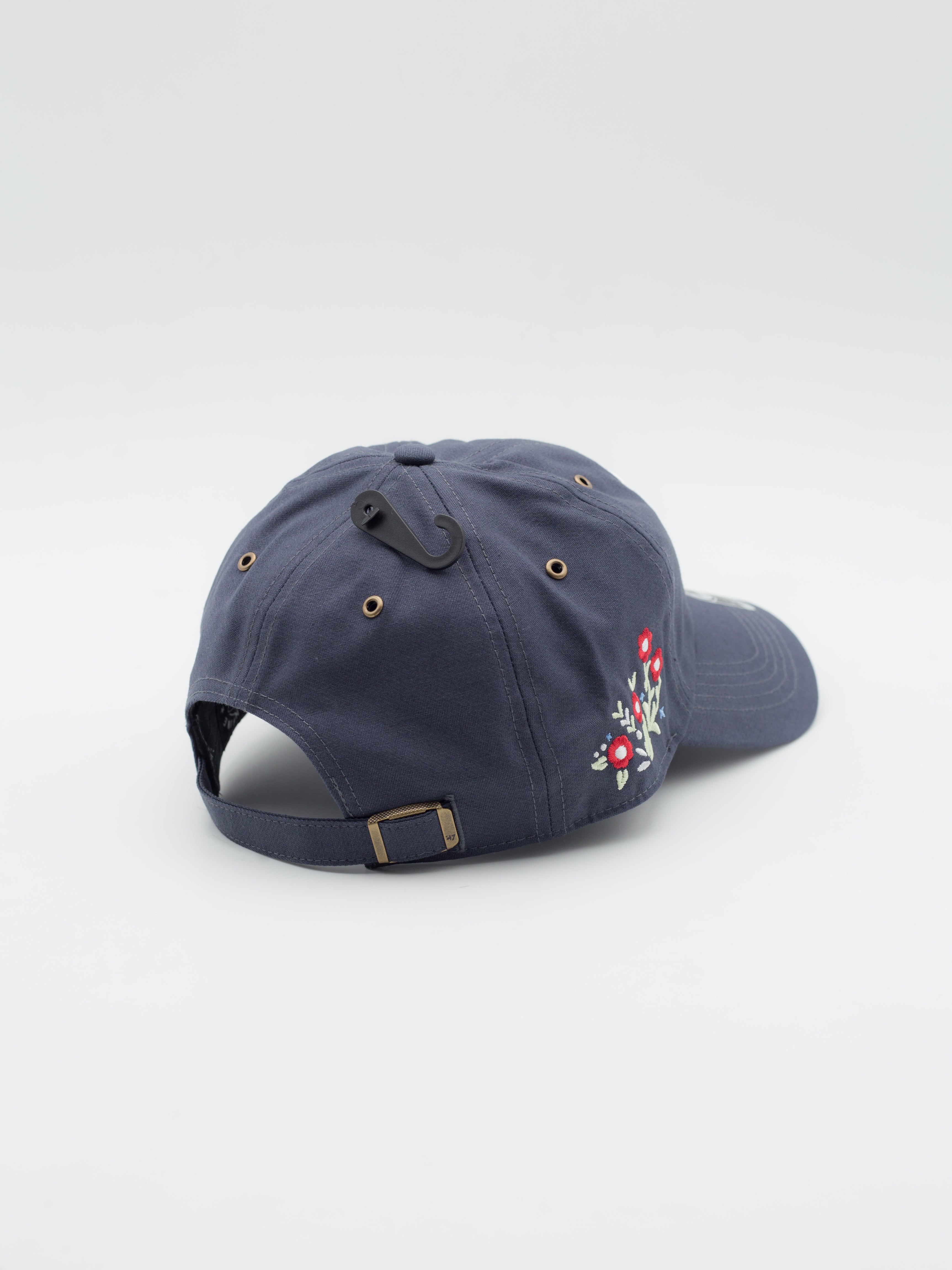 CLEAN UP Petal Side New York Yankees Vintage Navy