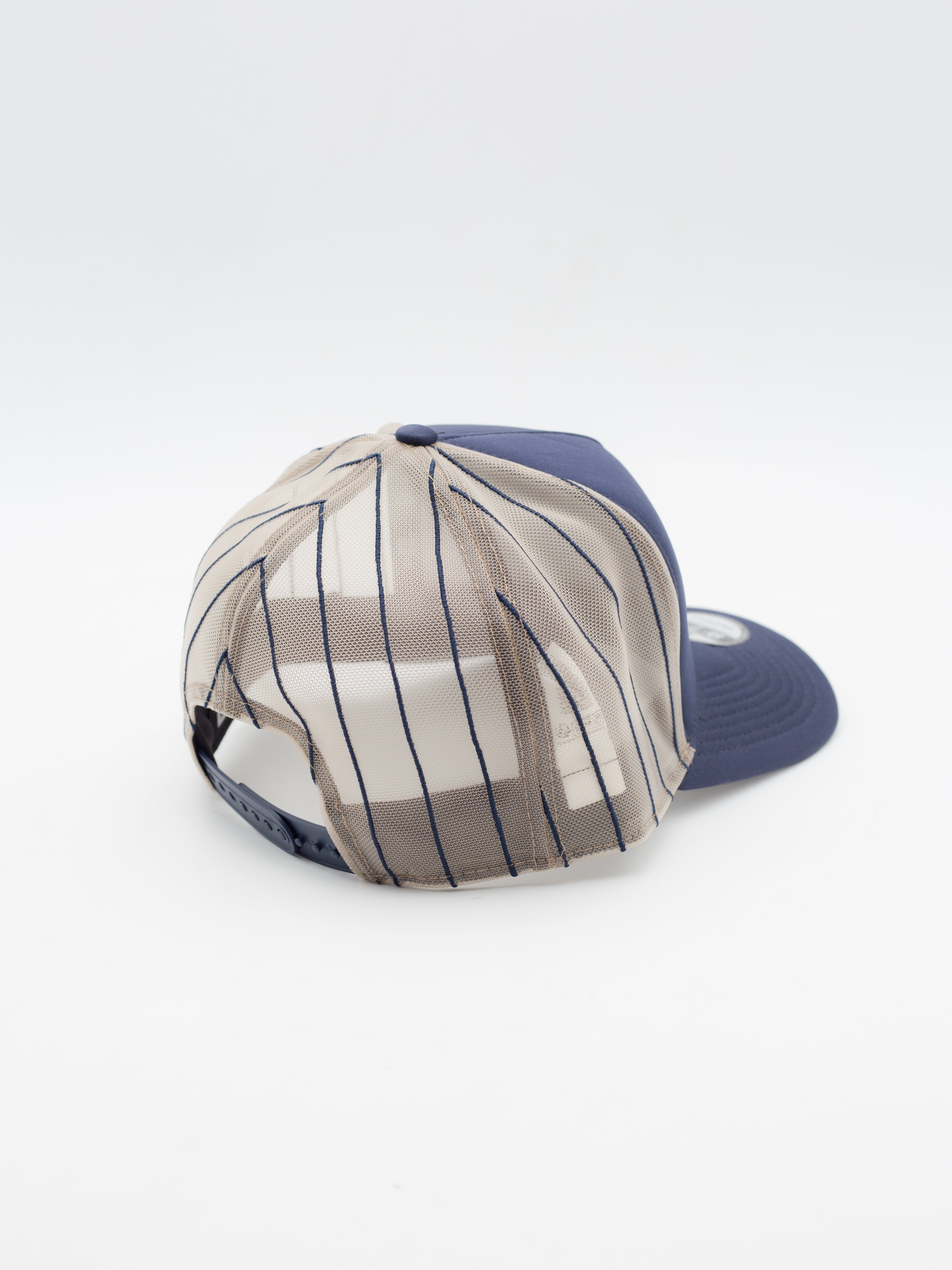 9FIFTY Arched New York Yankees Trucker