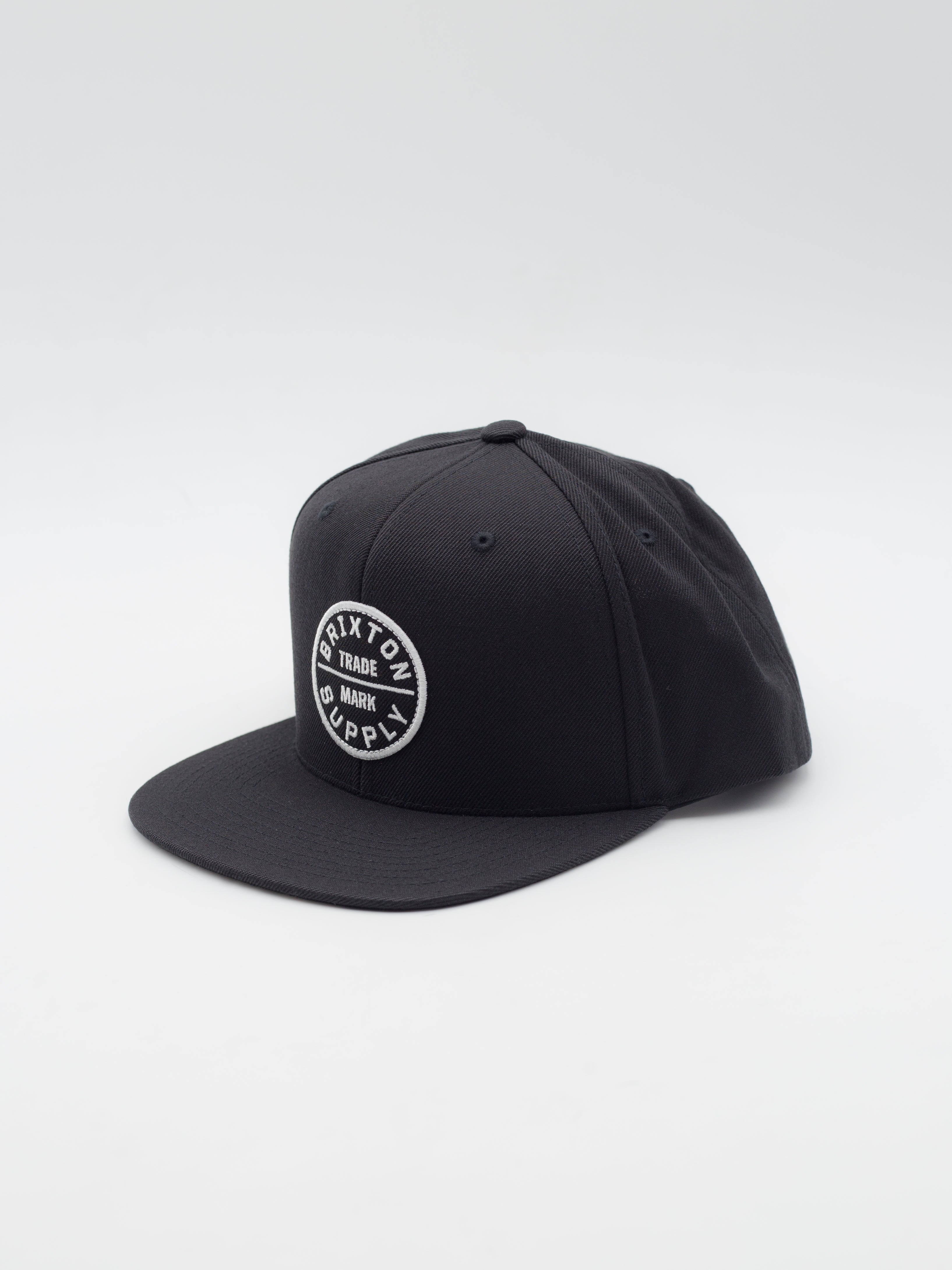 Oath III Snapback Black