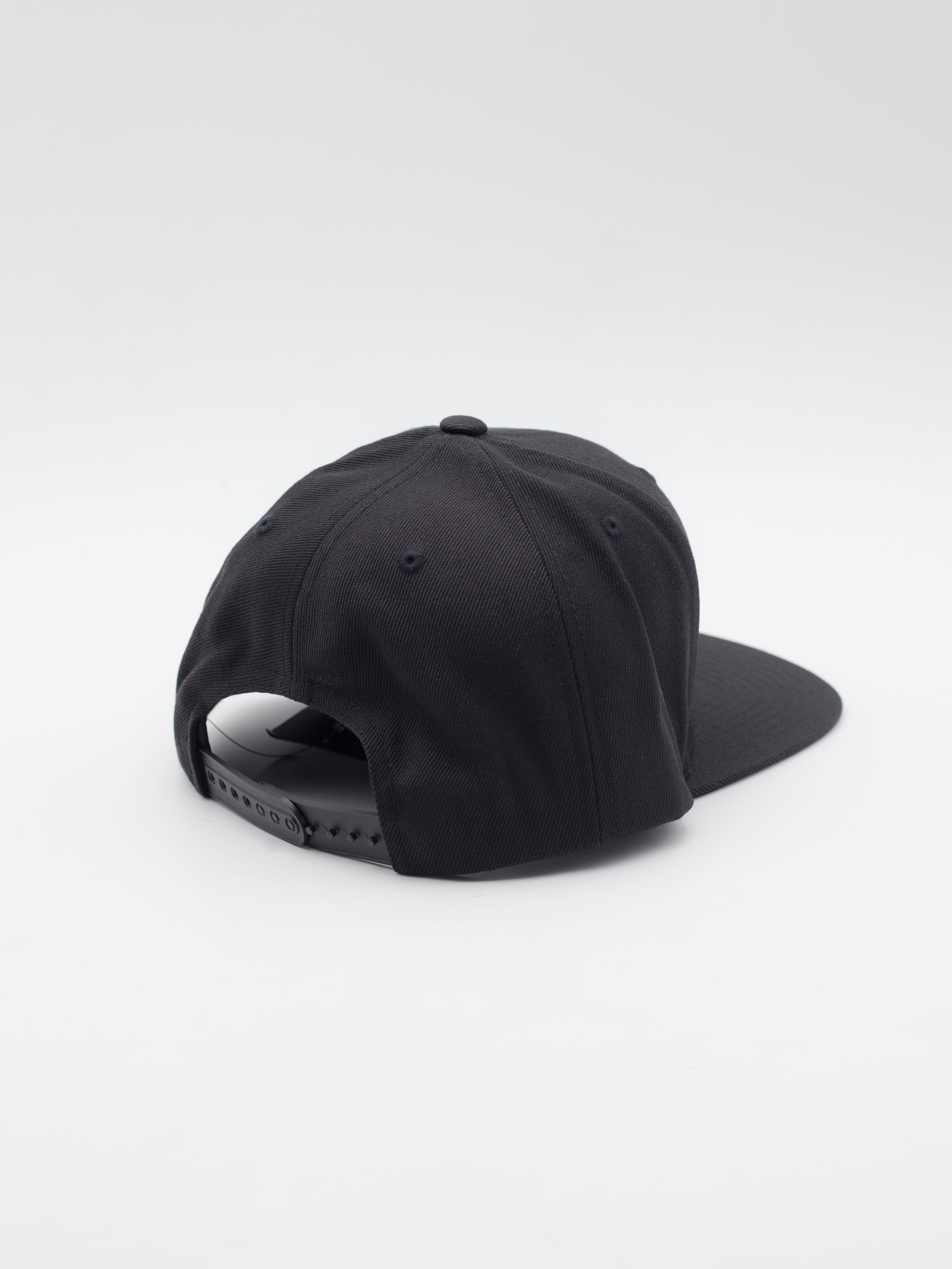 Oath III Snapback Black